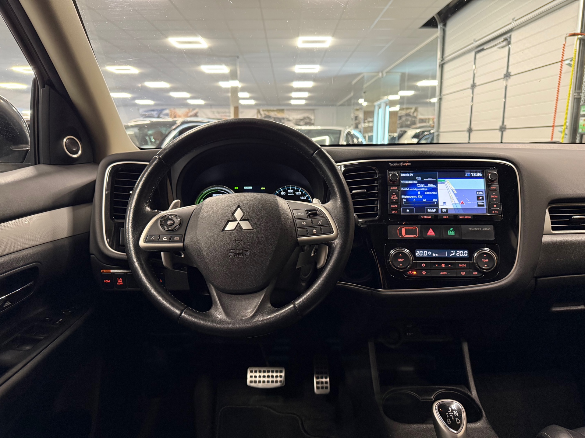 https://www.autokooy.nl//xml/images/55026456-21.JPG