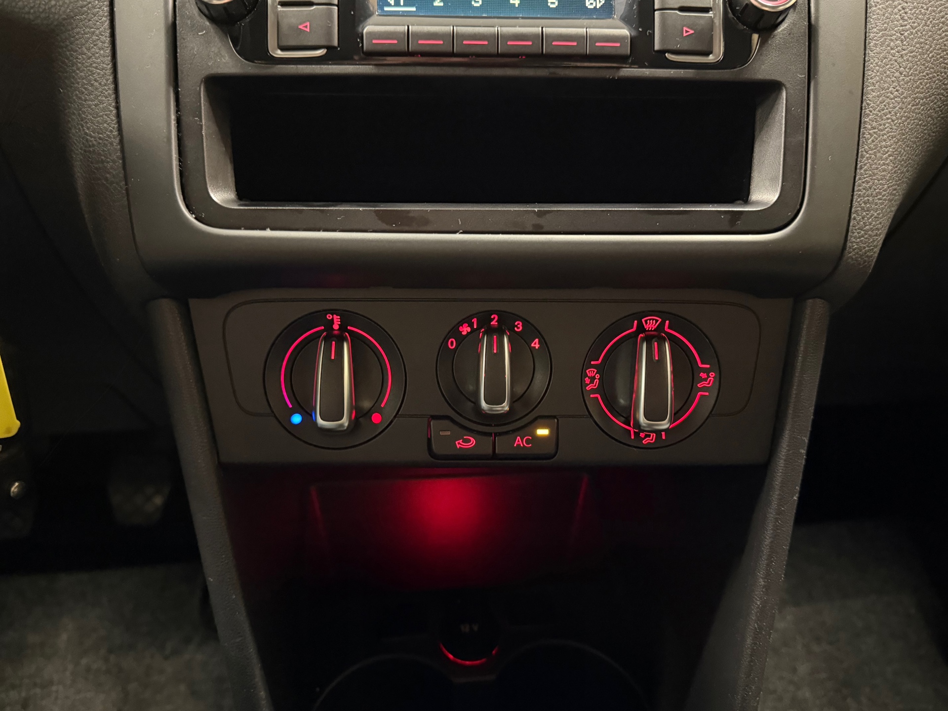 https://www.autokooy.nl//xml/images/55069475-17.JPG