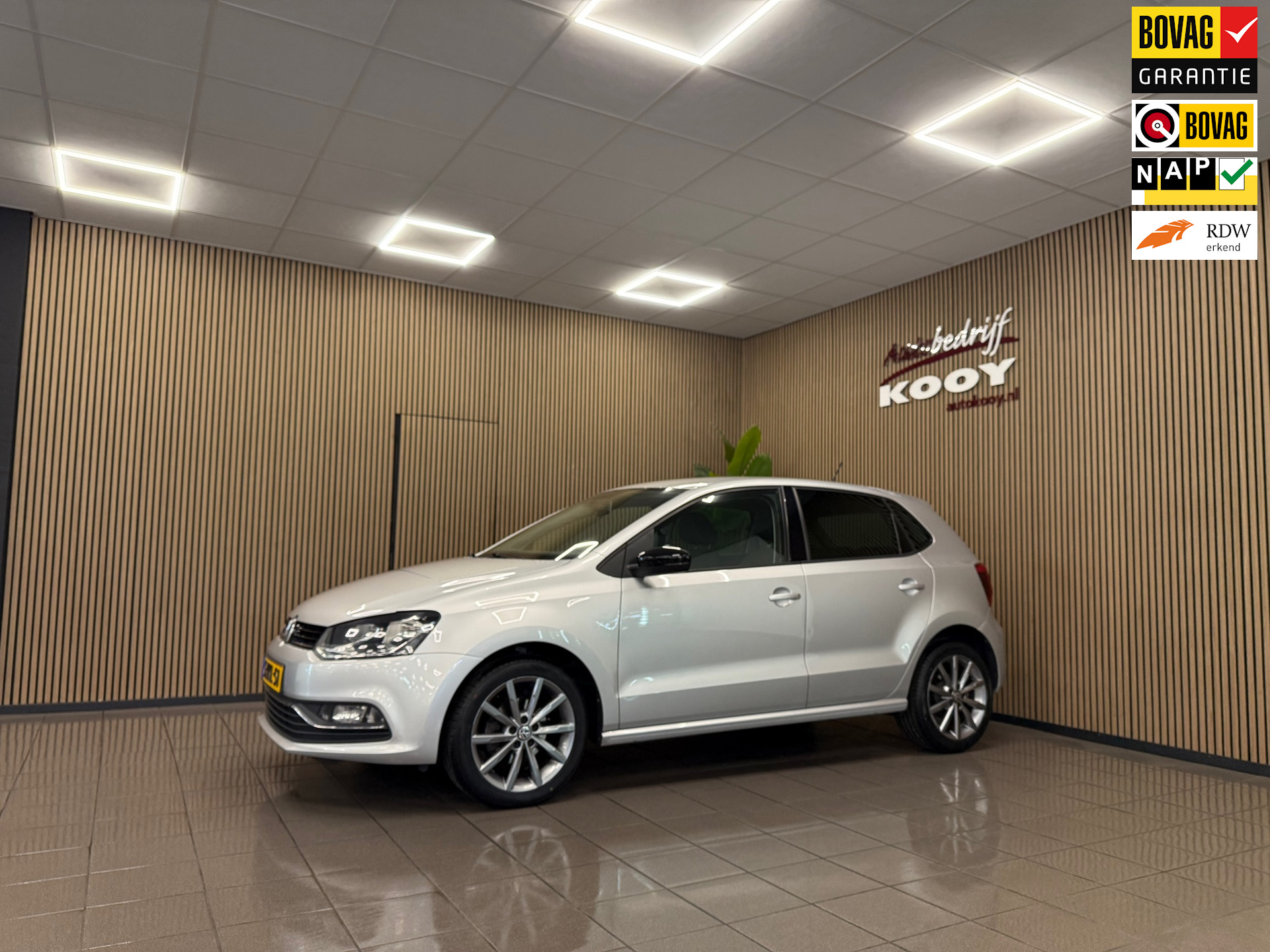 Volkswagen Polo 1.2 TSI First Edition * Airco / Cruise control / LM Velgen / NL Auto *
