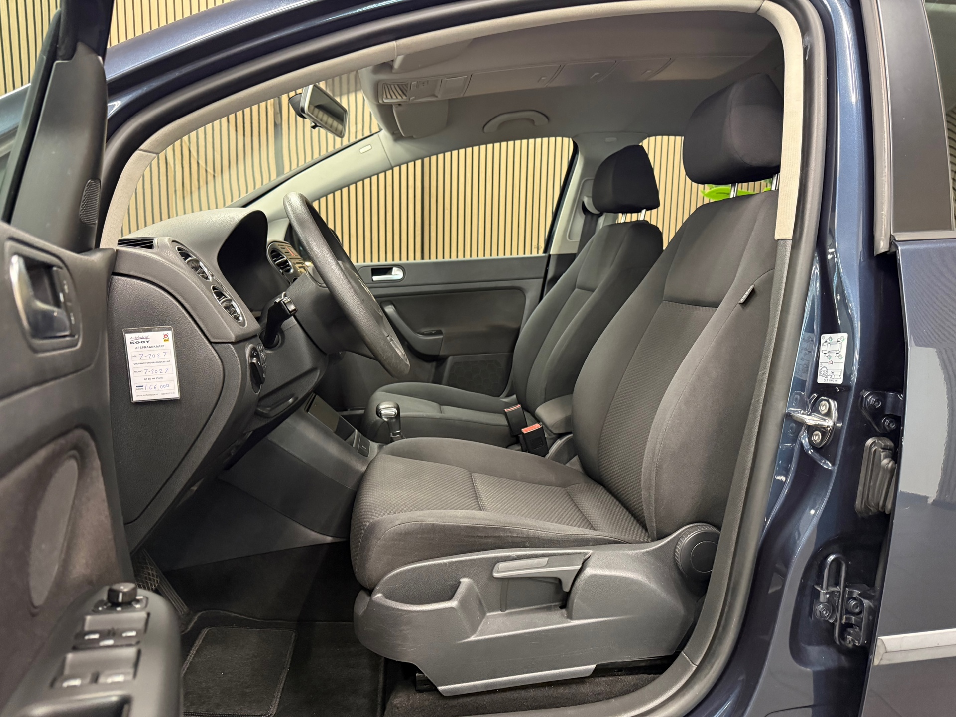 https://www.autokooy.nl//xml/images/55360489-11.JPG