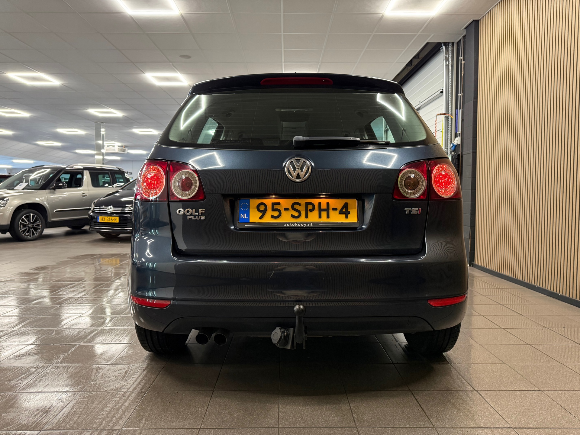 https://www.autokooy.nl//xml/images/55360489-4.JPG