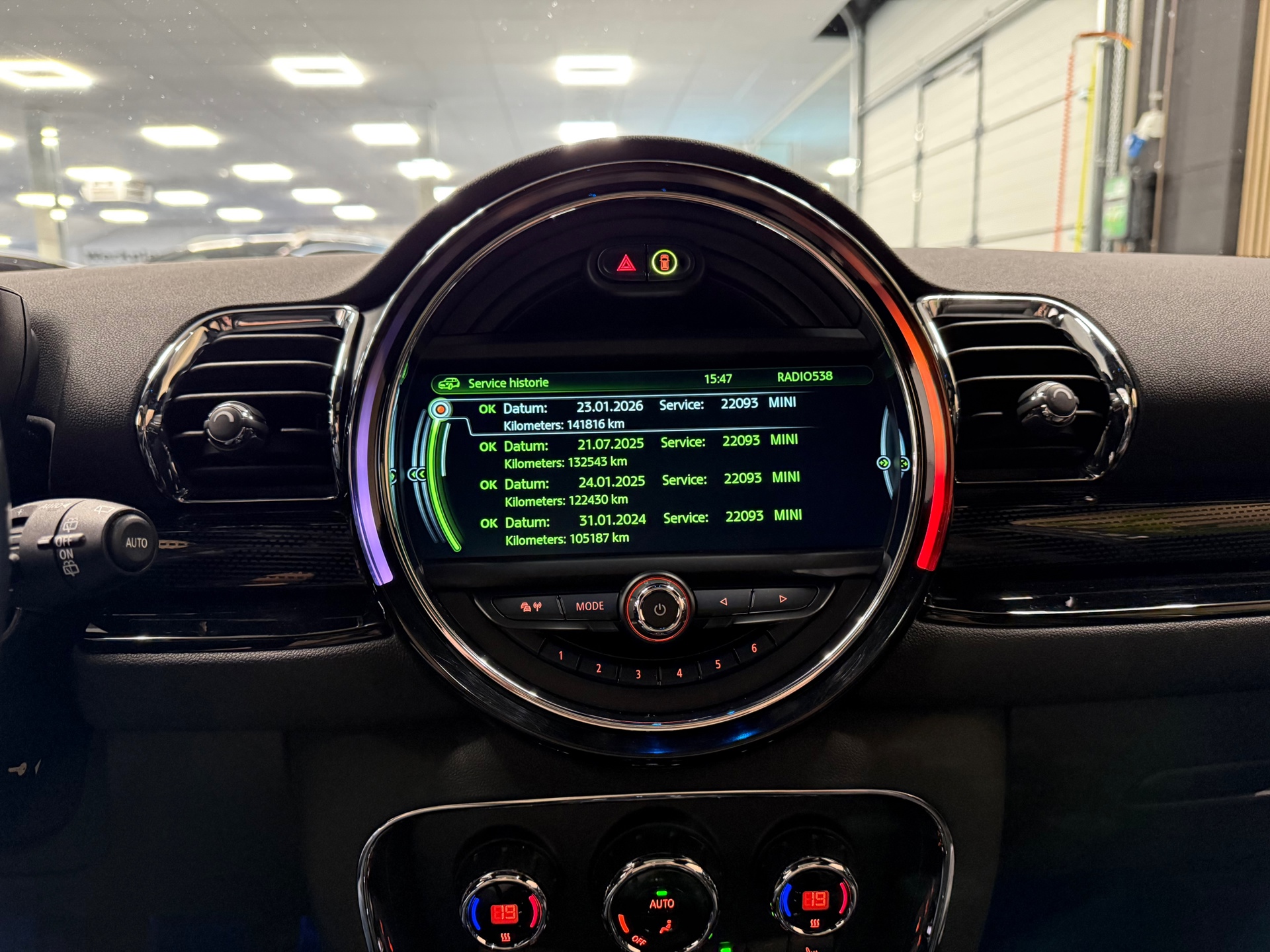 https://www.autokooy.nl//xml/images/55360641-16.JPG