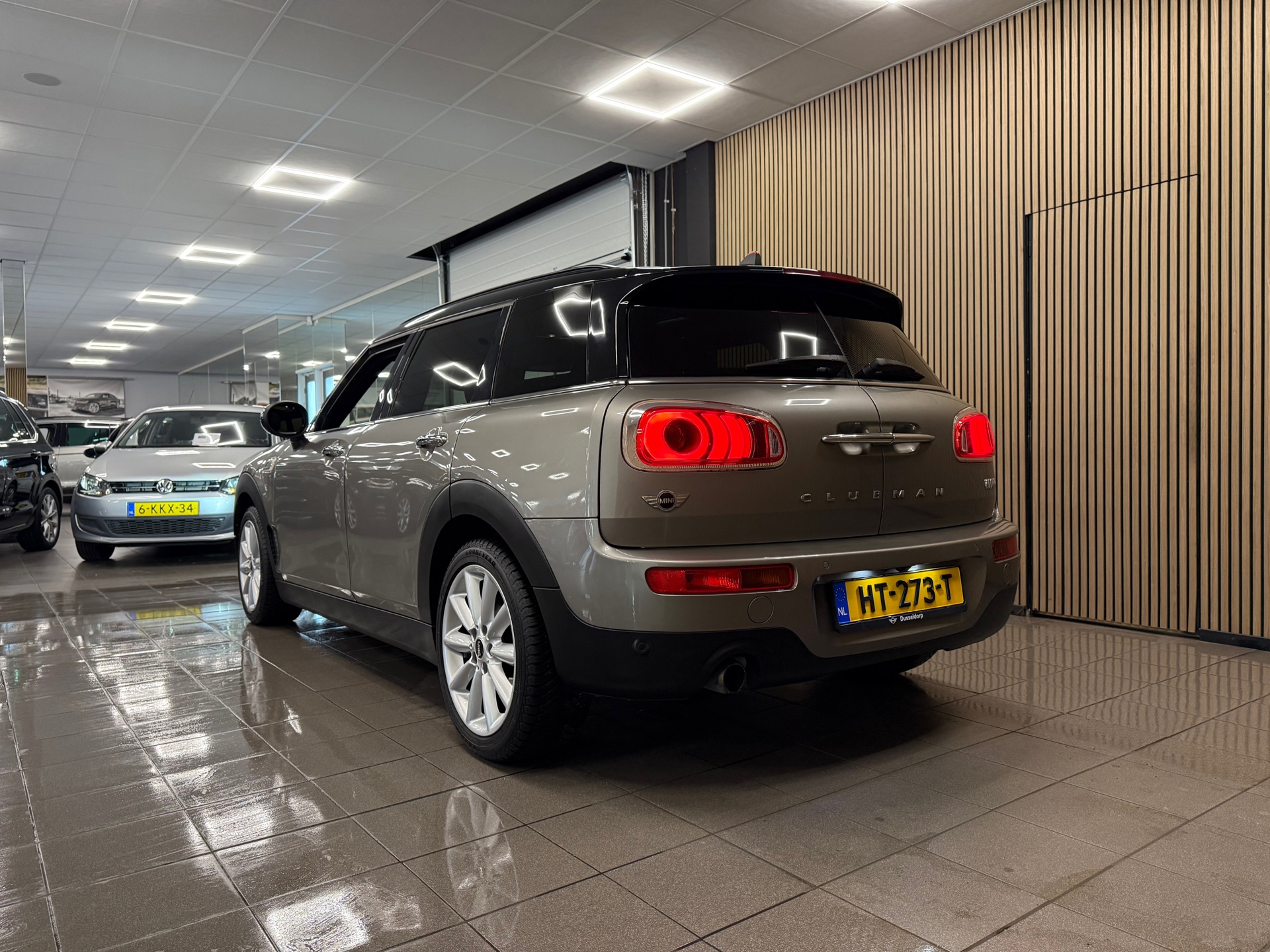 https://www.autokooy.nl//xml/images/55360641-3.JPG