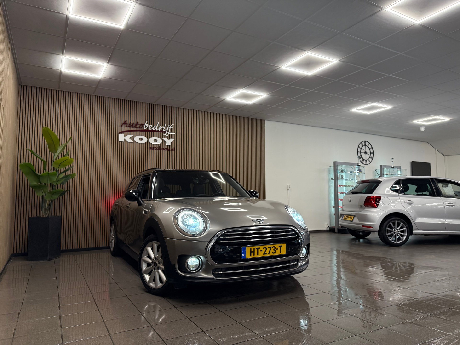 https://www.autokooy.nl//xml/images/55360641-7.JPG