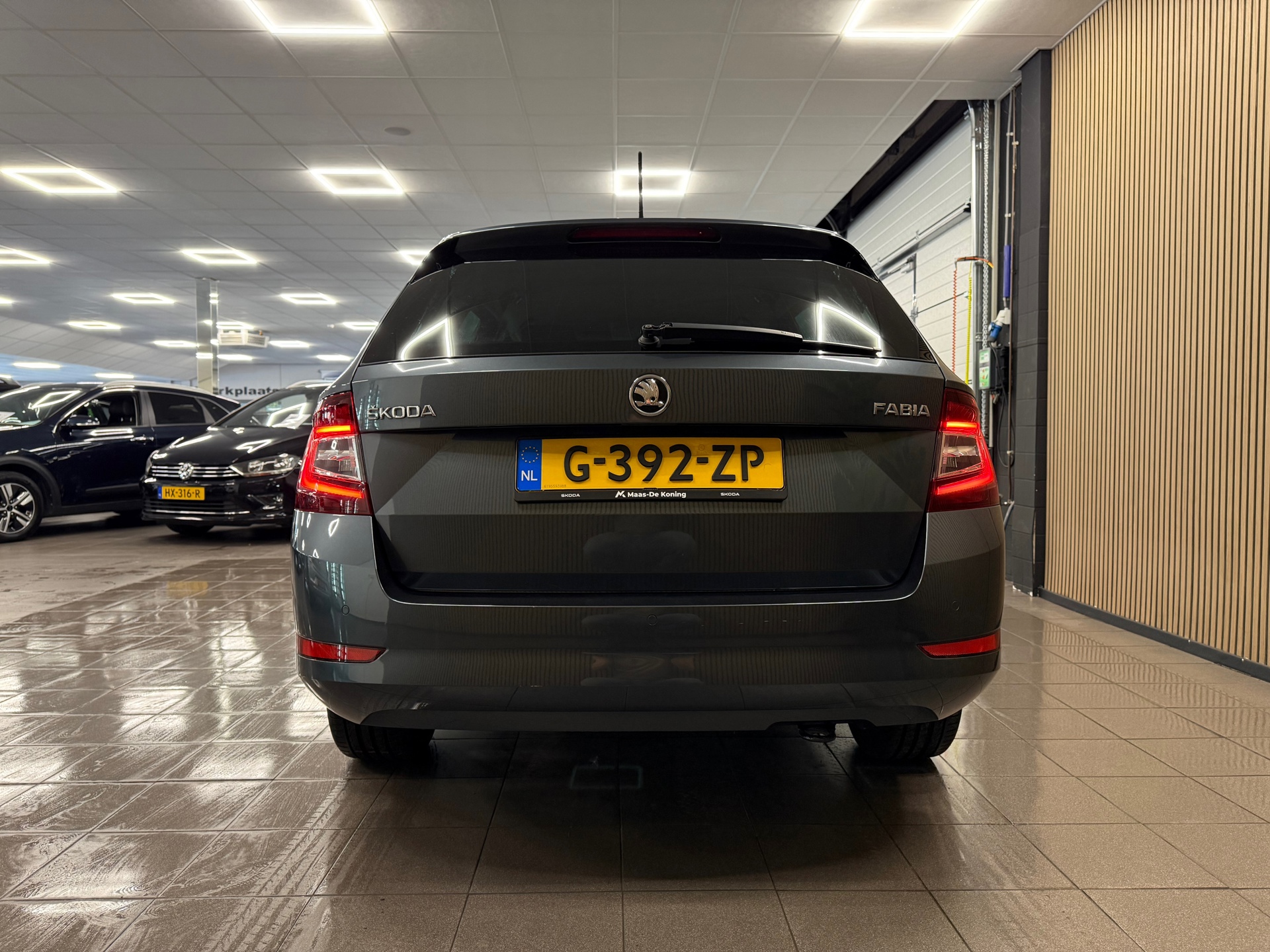 https://www.autokooy.nl//xml/images/55385496-4.JPG