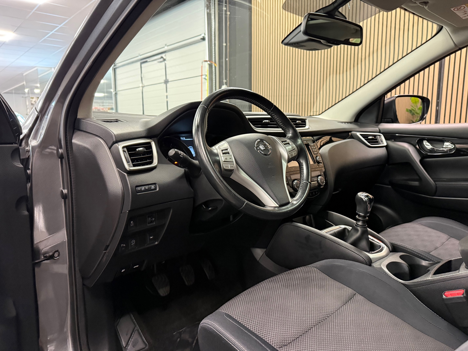 https://www.autokooy.nl//xml/images/55420201-12.JPG