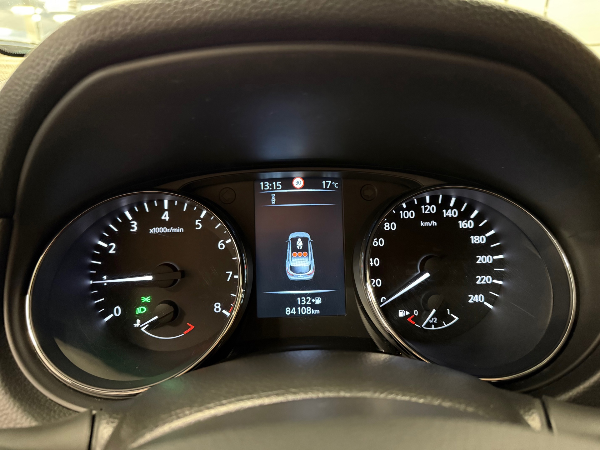 https://www.autokooy.nl//xml/images/55420201-14.JPG