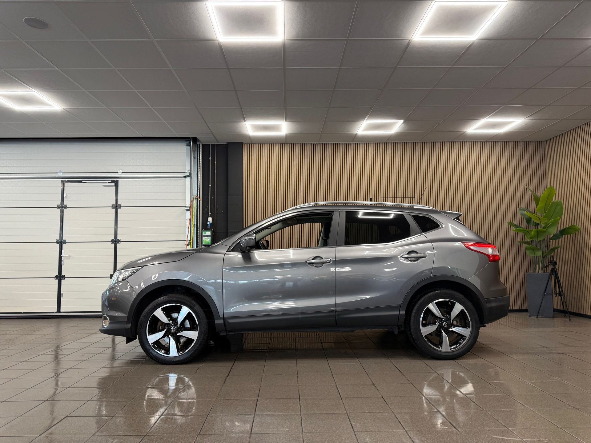 https://www.autokooy.nl//xml/images/55420201-2.JPG
