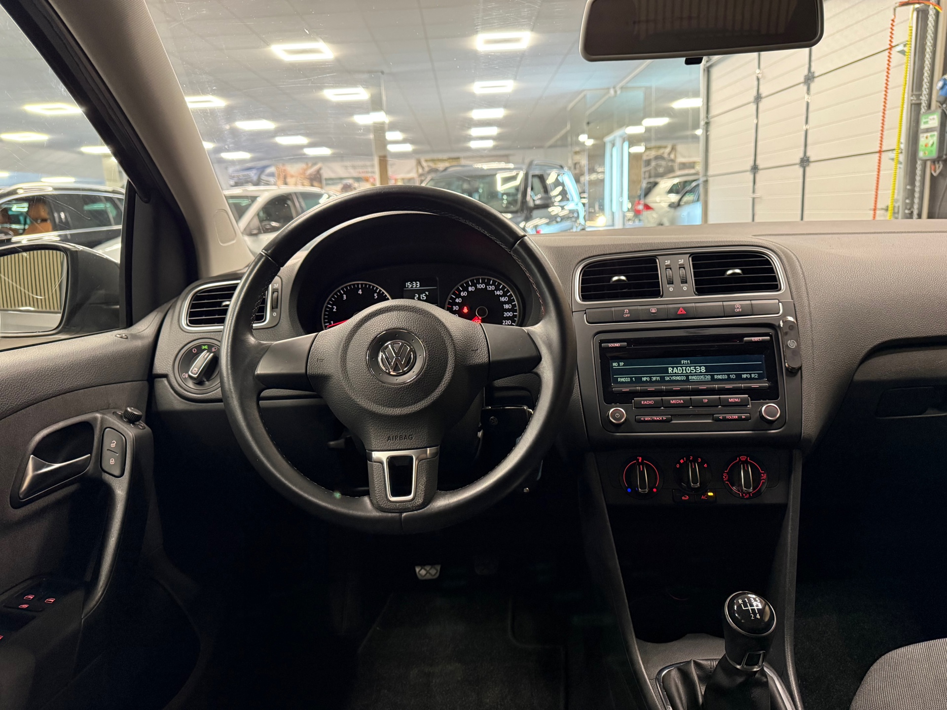 https://www.autokooy.nl//xml/images/55420312-18.JPG