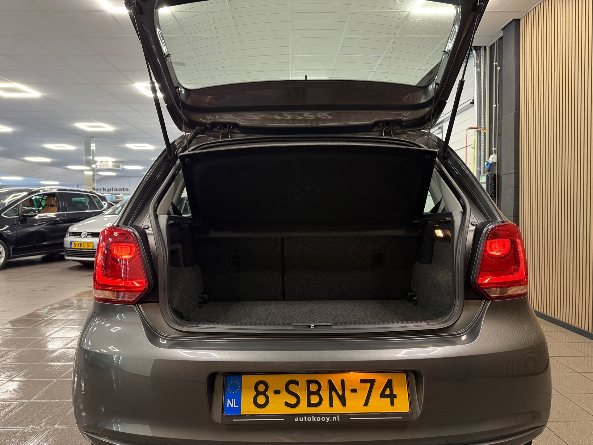 https://www.autokooy.nl//xml/images/55420312-5.JPG