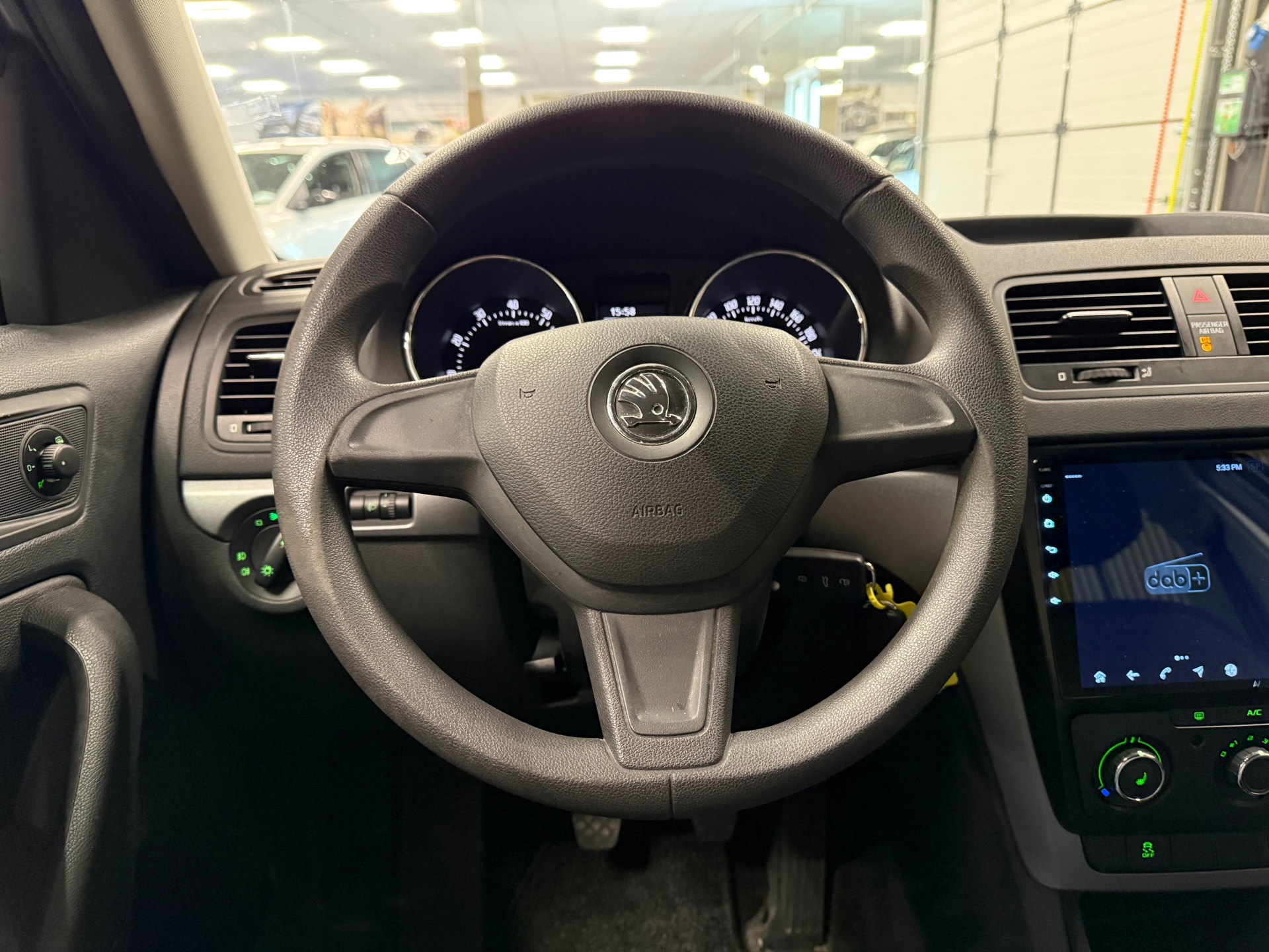 https://www.autokooy.nl//xml/images/55463794-13.JPG