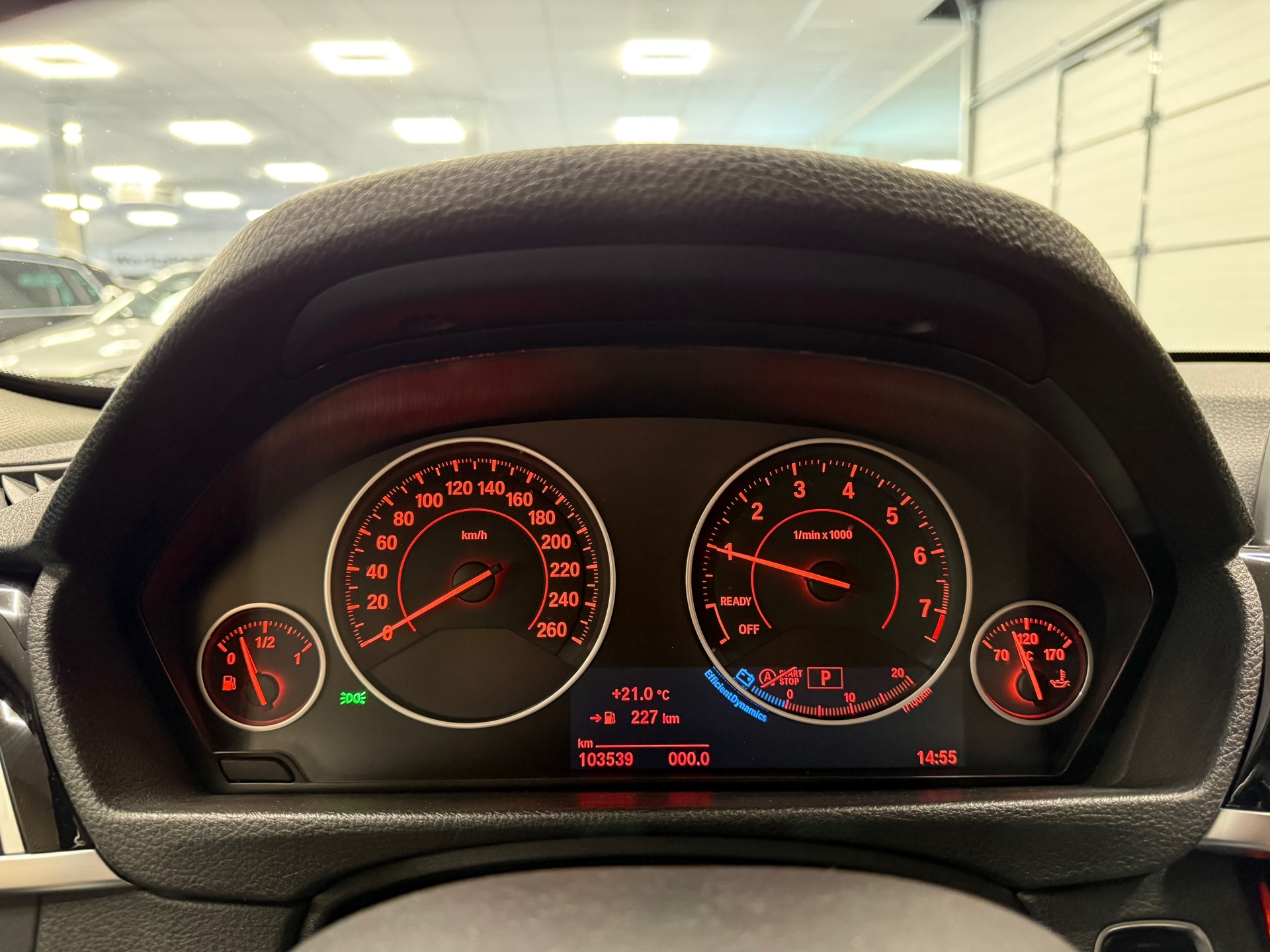 https://www.autokooy.nl//xml/images/55464400-15.JPG