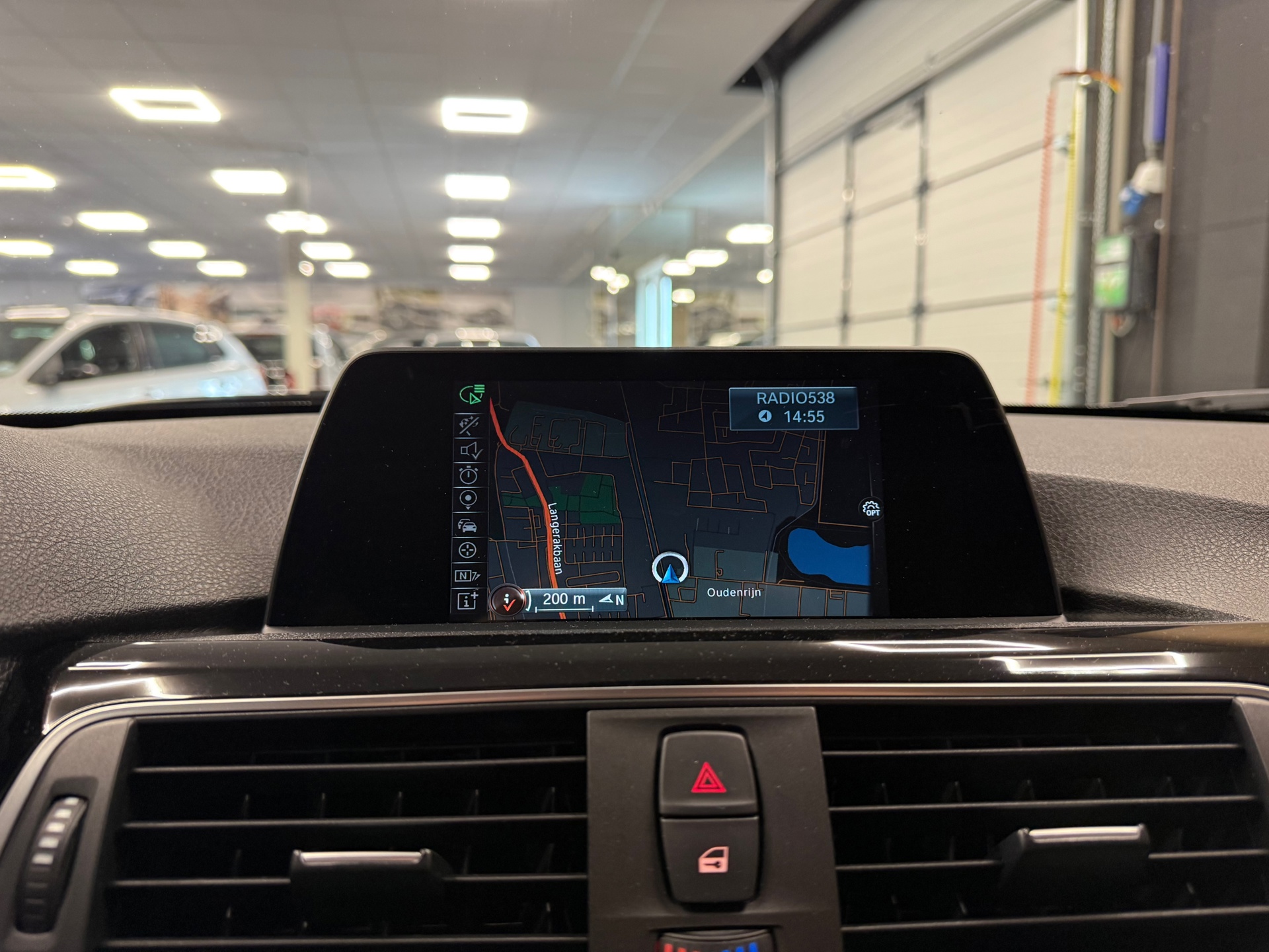https://www.autokooy.nl//xml/images/55464400-17.JPG