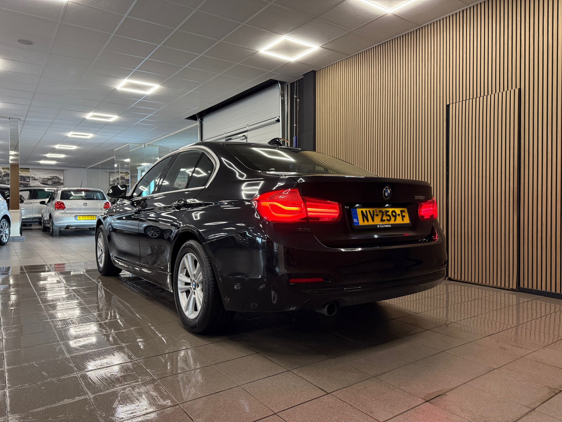 https://www.autokooy.nl//xml/images/55464400-3.JPG
