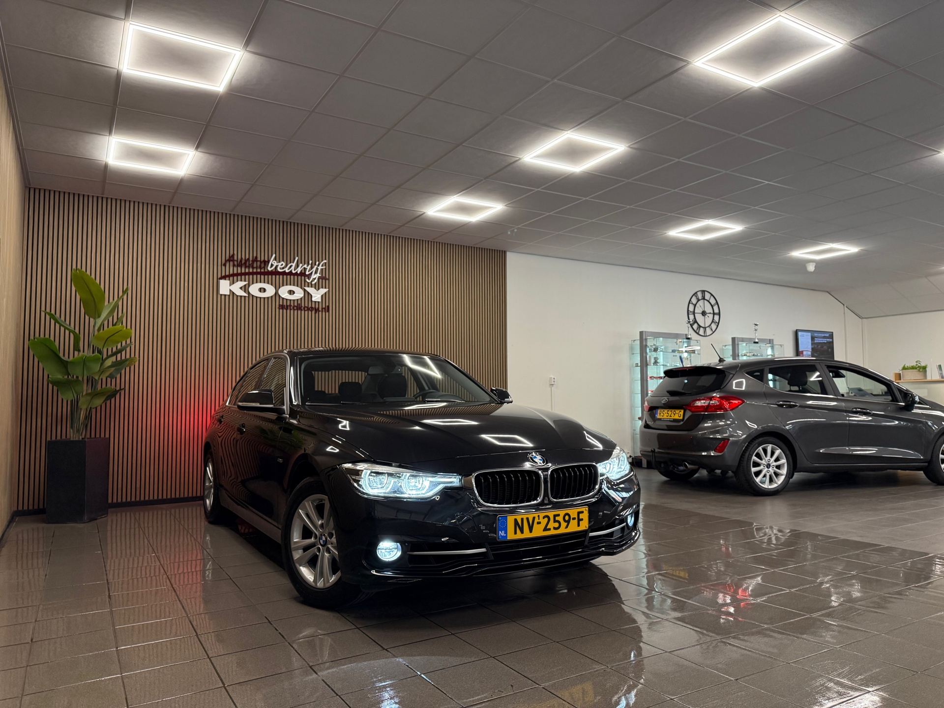 https://www.autokooy.nl//xml/images/55464400-8.JPG
