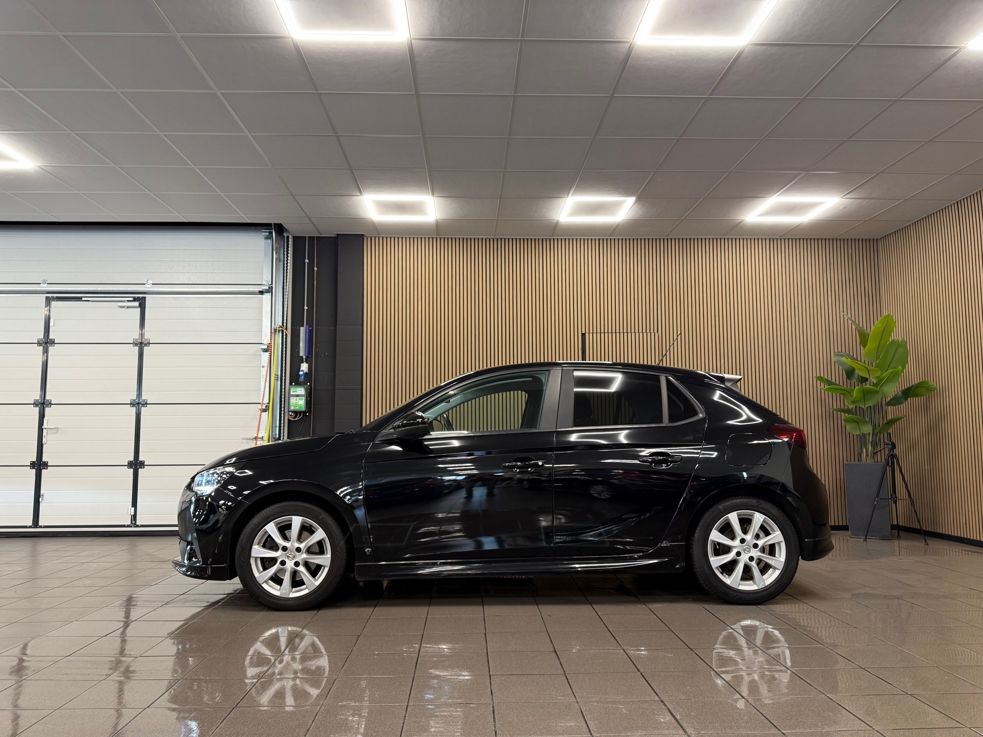 https://www.autokooy.nl//xml/images/55508284-2.JPG