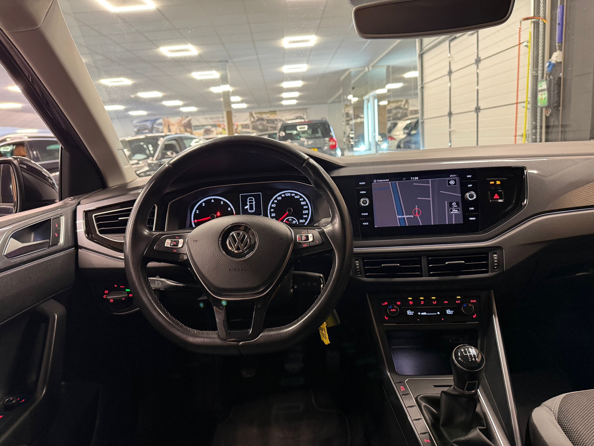 https://www.autokooy.nl//xml/images/55567156-21.JPG