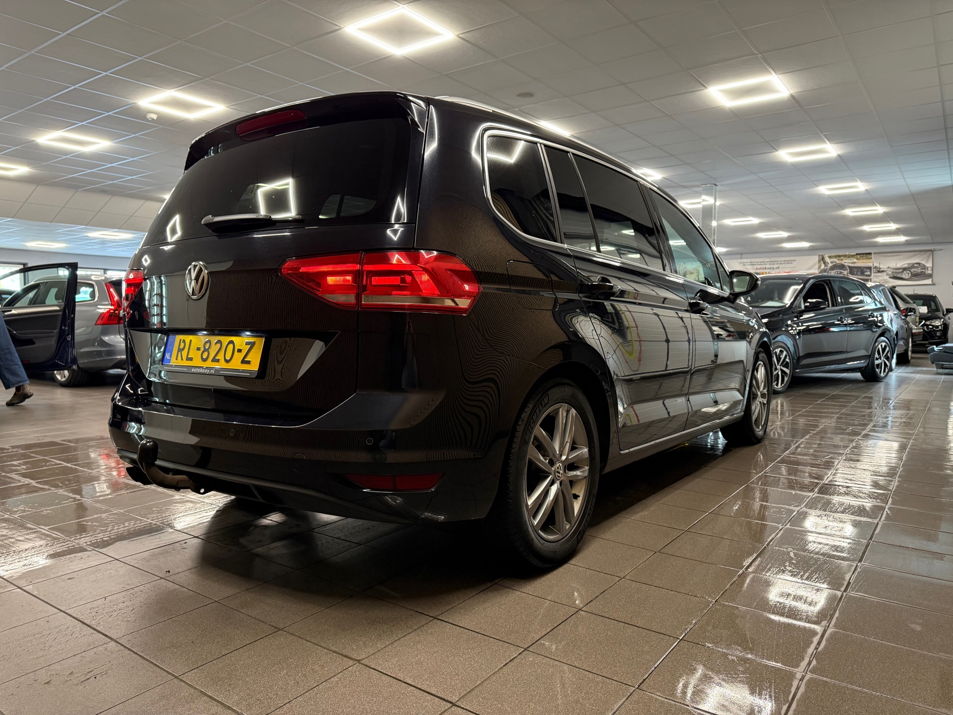 https://www.autokooy.nl//xml/images/55586566-7.JPG