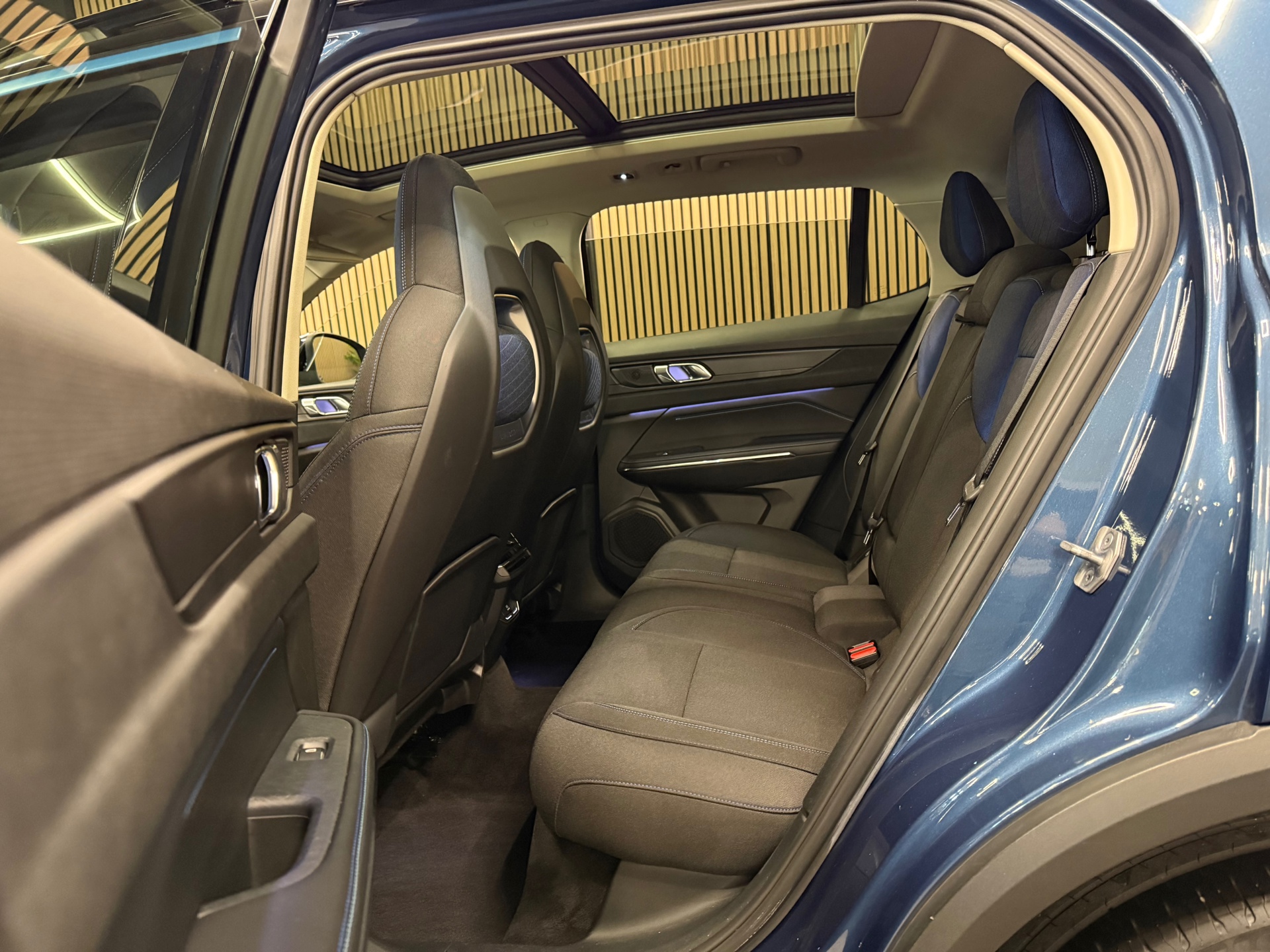 https://www.autokooy.nl//xml/images/55849169-22.JPG