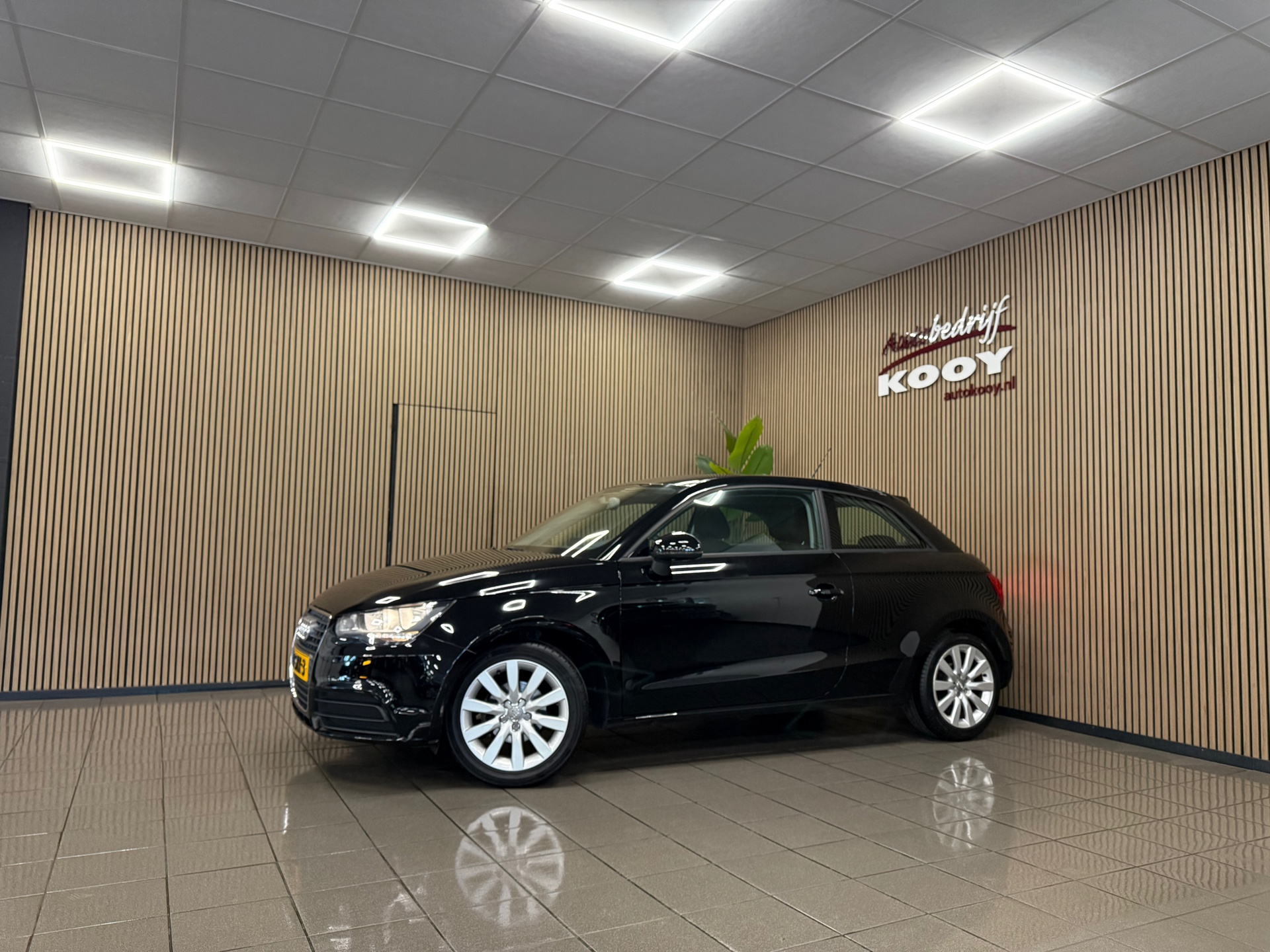 https://www.autokooy.nl//xml/images/55869936-9.JPG