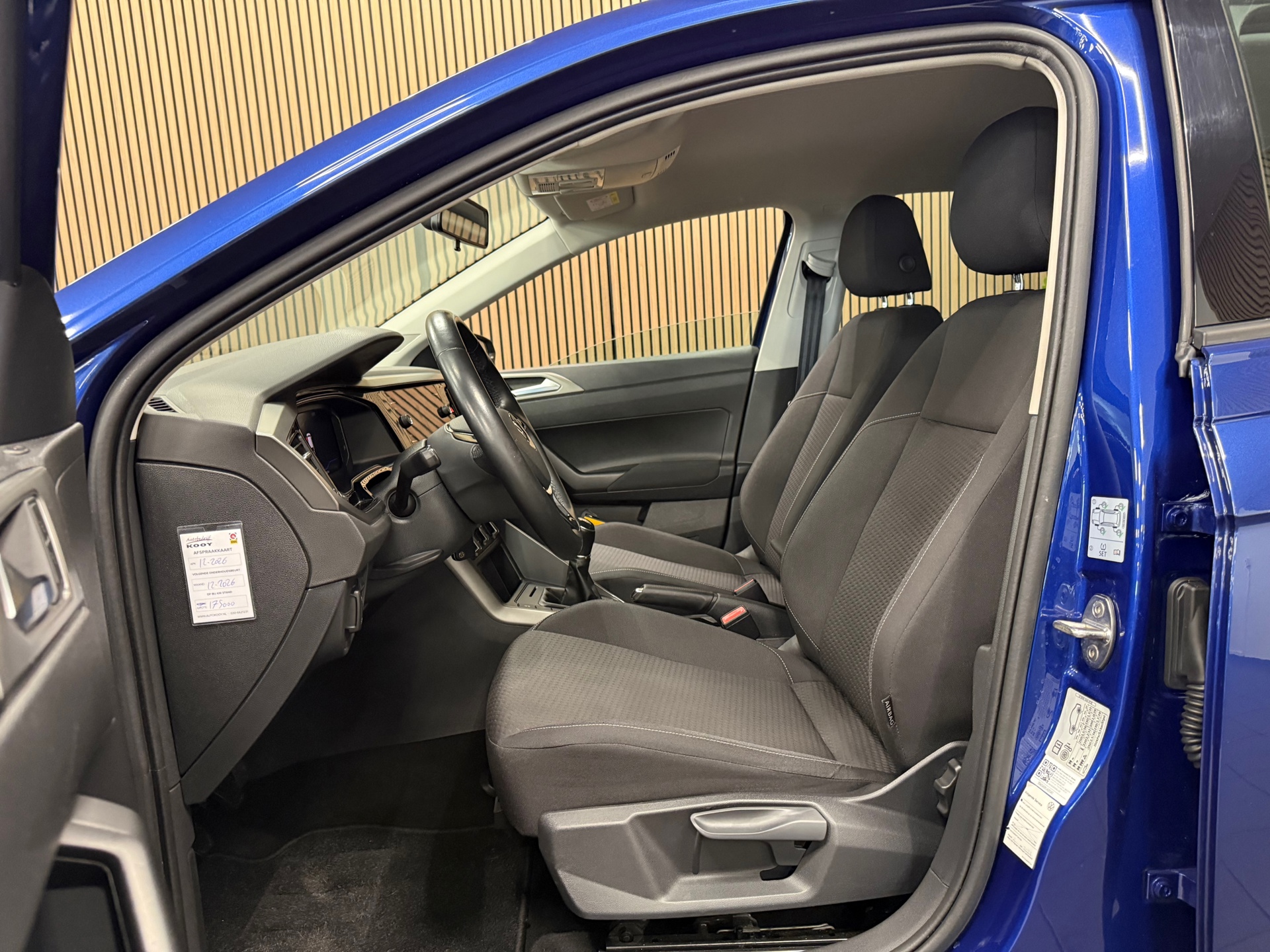 https://www.autokooy.nl//xml/images/55870073-11.JPG