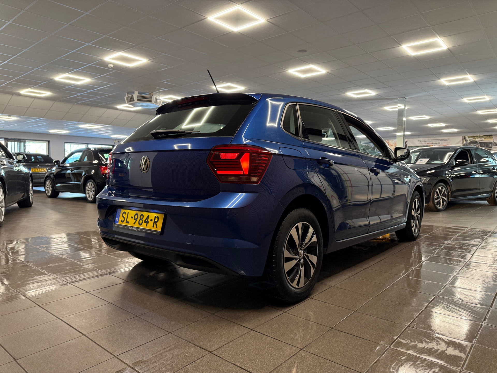 https://www.autokooy.nl//xml/images/55870073-6.JPG