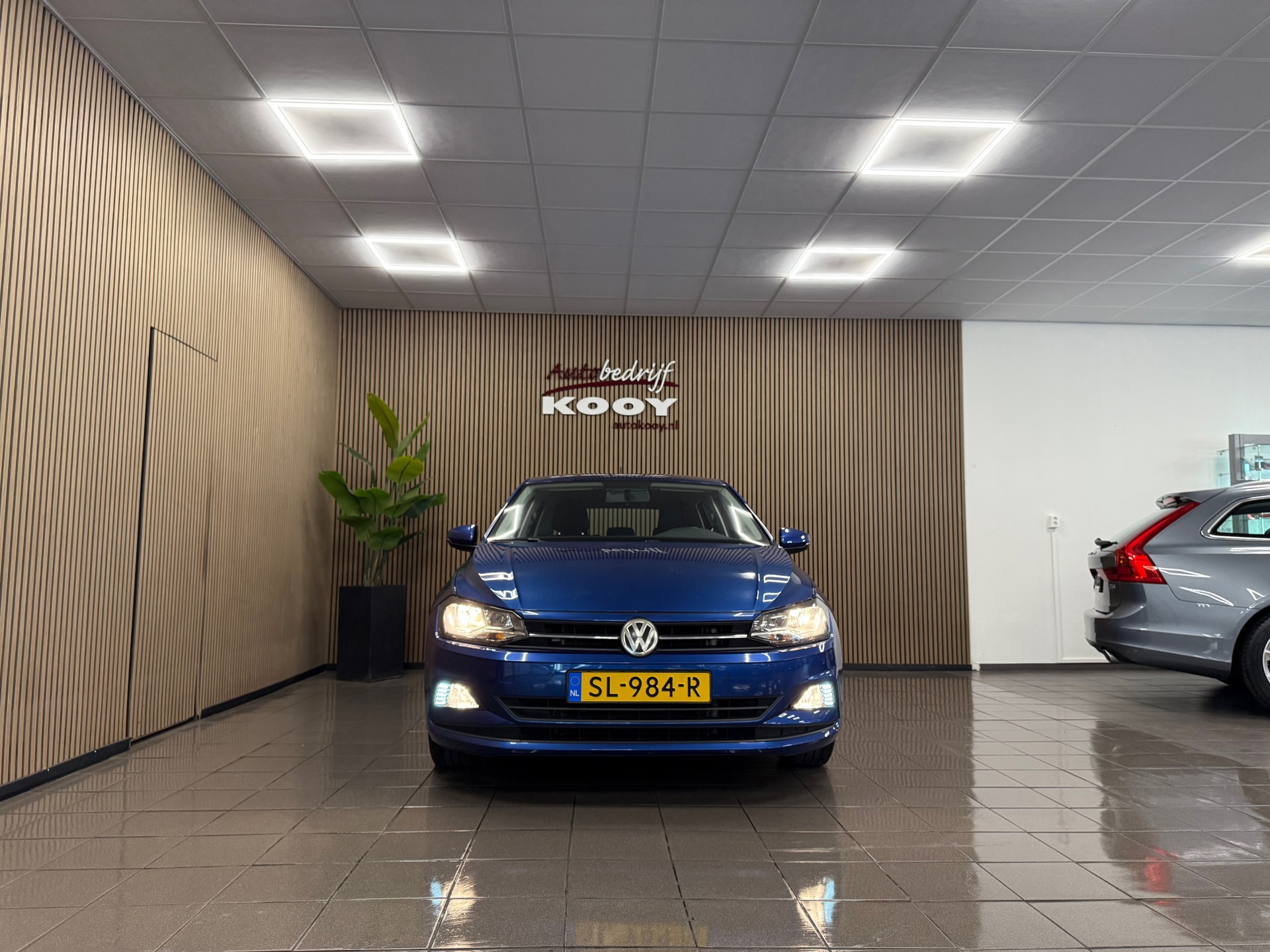 https://www.autokooy.nl//xml/images/55870073-8.JPG
