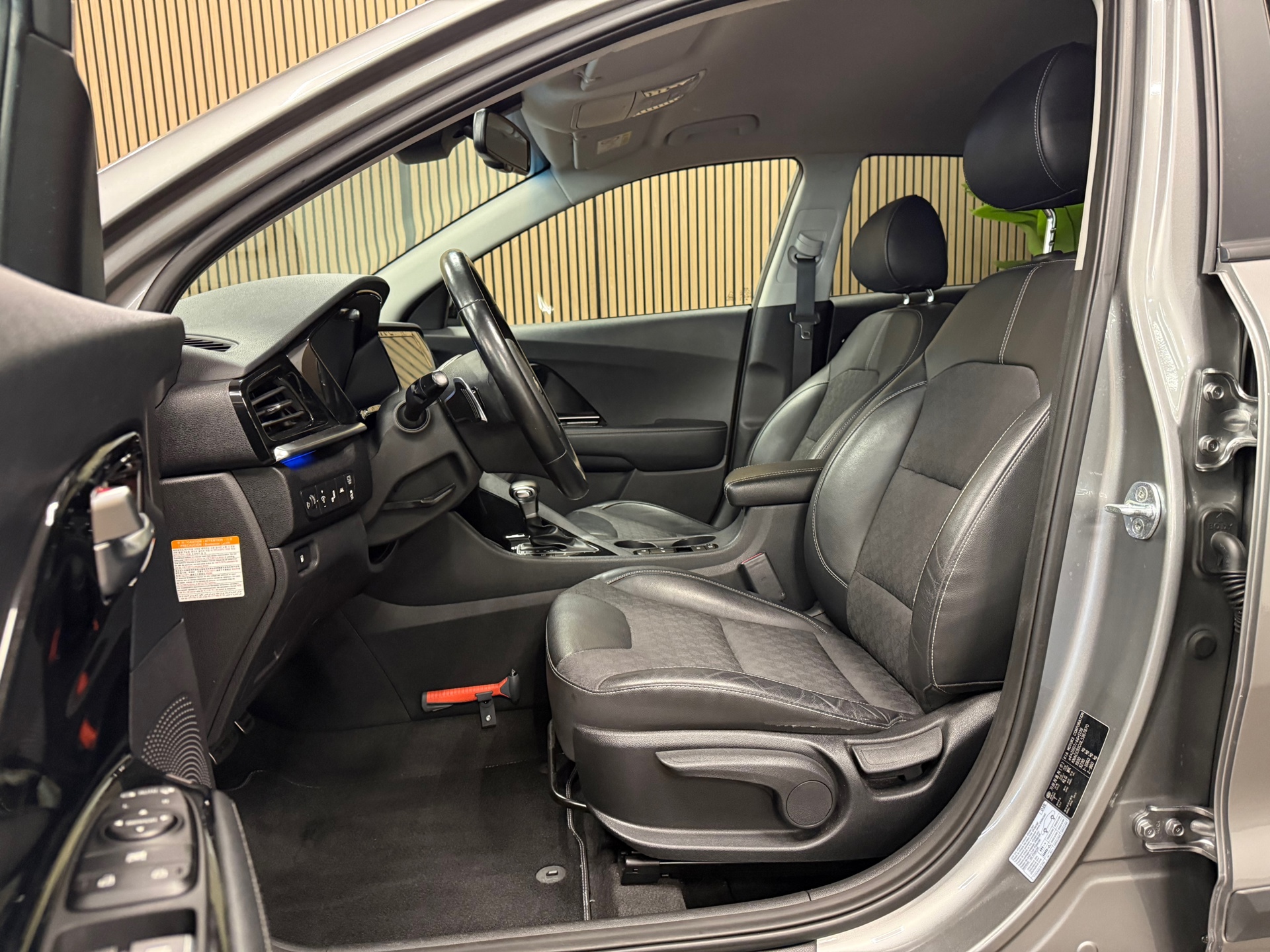 https://www.autokooy.nl//xml/images/55895333-12.JPG