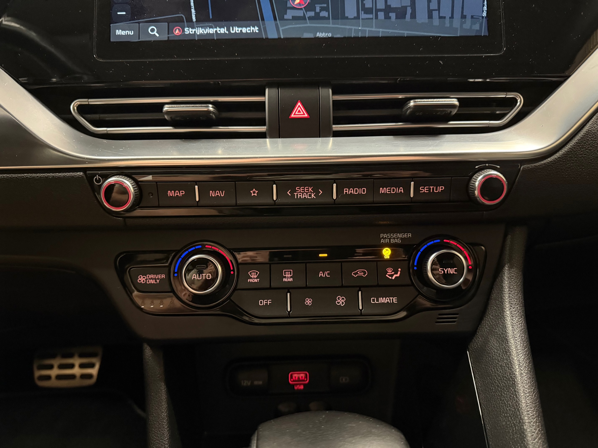 https://www.autokooy.nl//xml/images/55895333-19.JPG