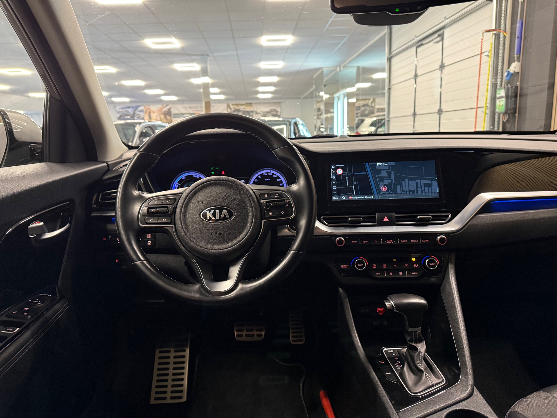 https://www.autokooy.nl//xml/images/55895333-22.JPG