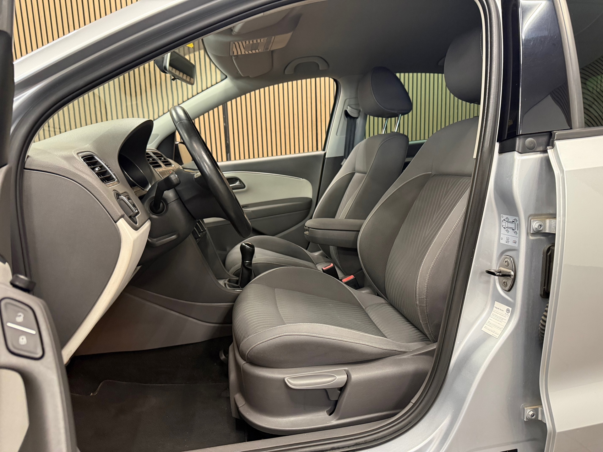 https://www.autokooy.nl//xml/images/55920594-12.JPG