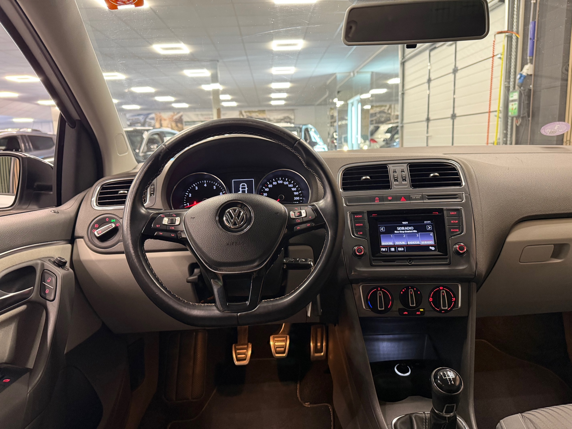 https://www.autokooy.nl//xml/images/55920594-20.JPG