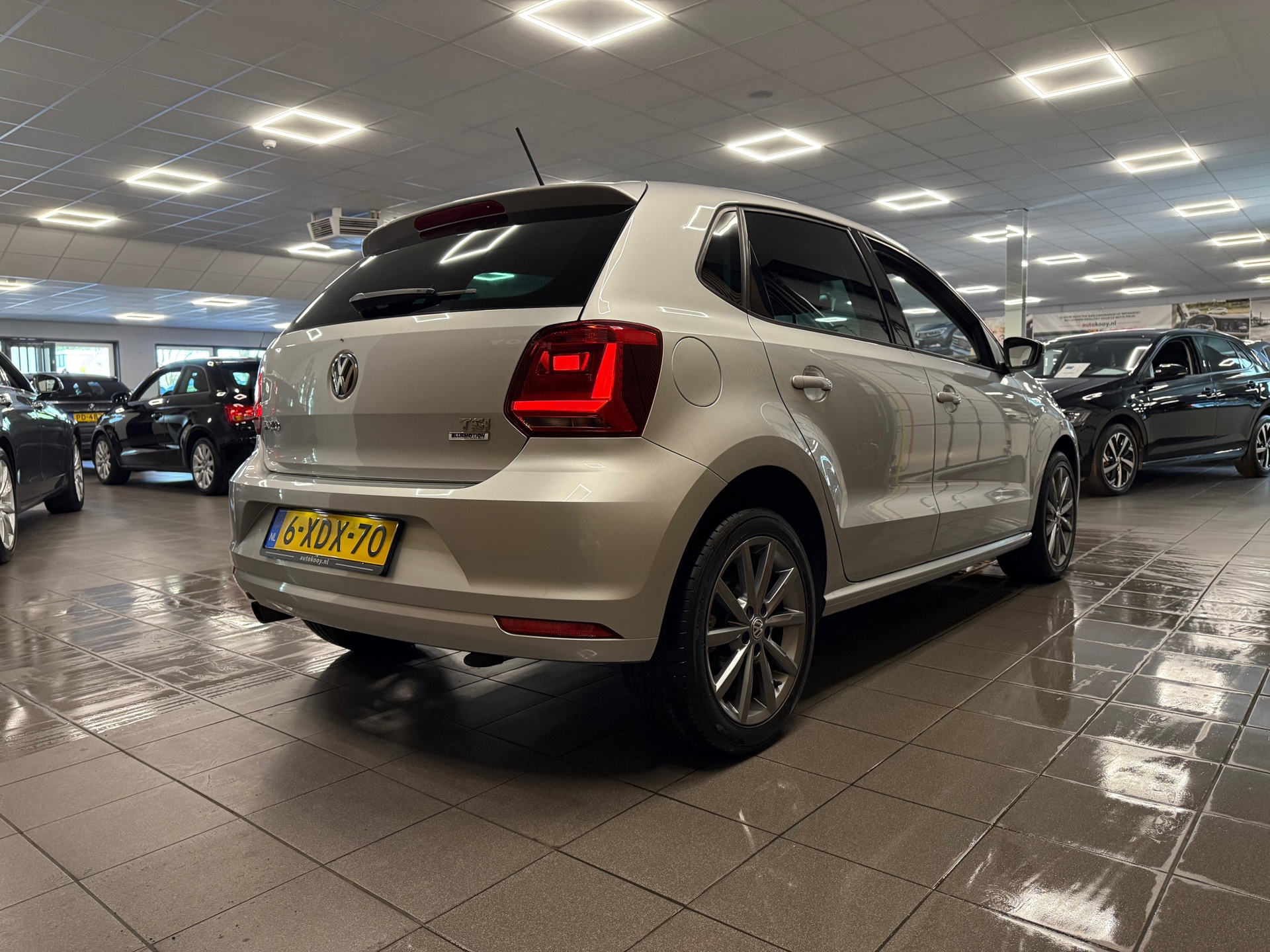 https://www.autokooy.nl//xml/images/55920594-6.JPG