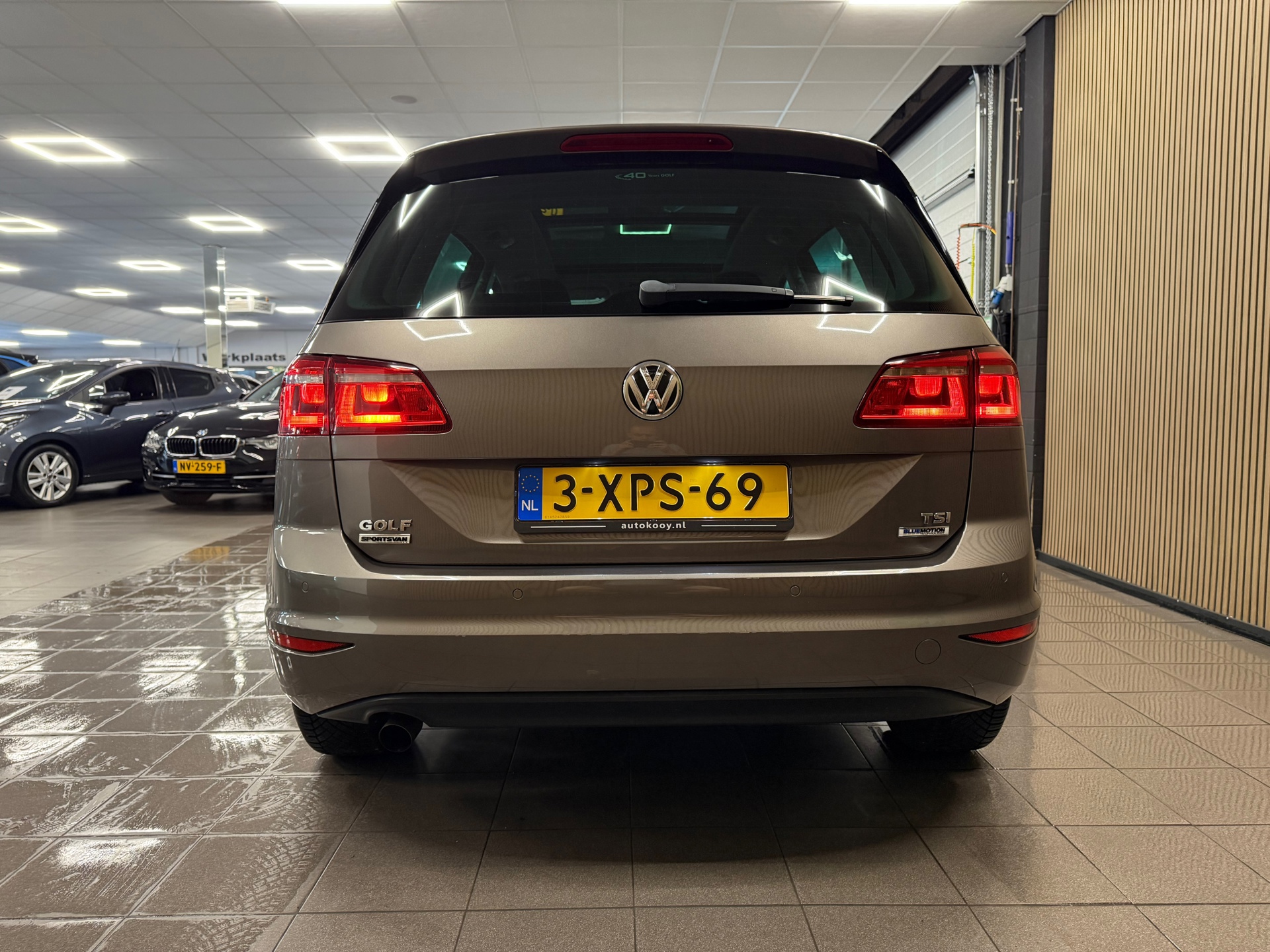 https://www.autokooy.nl//xml/images/55920921-4.JPG