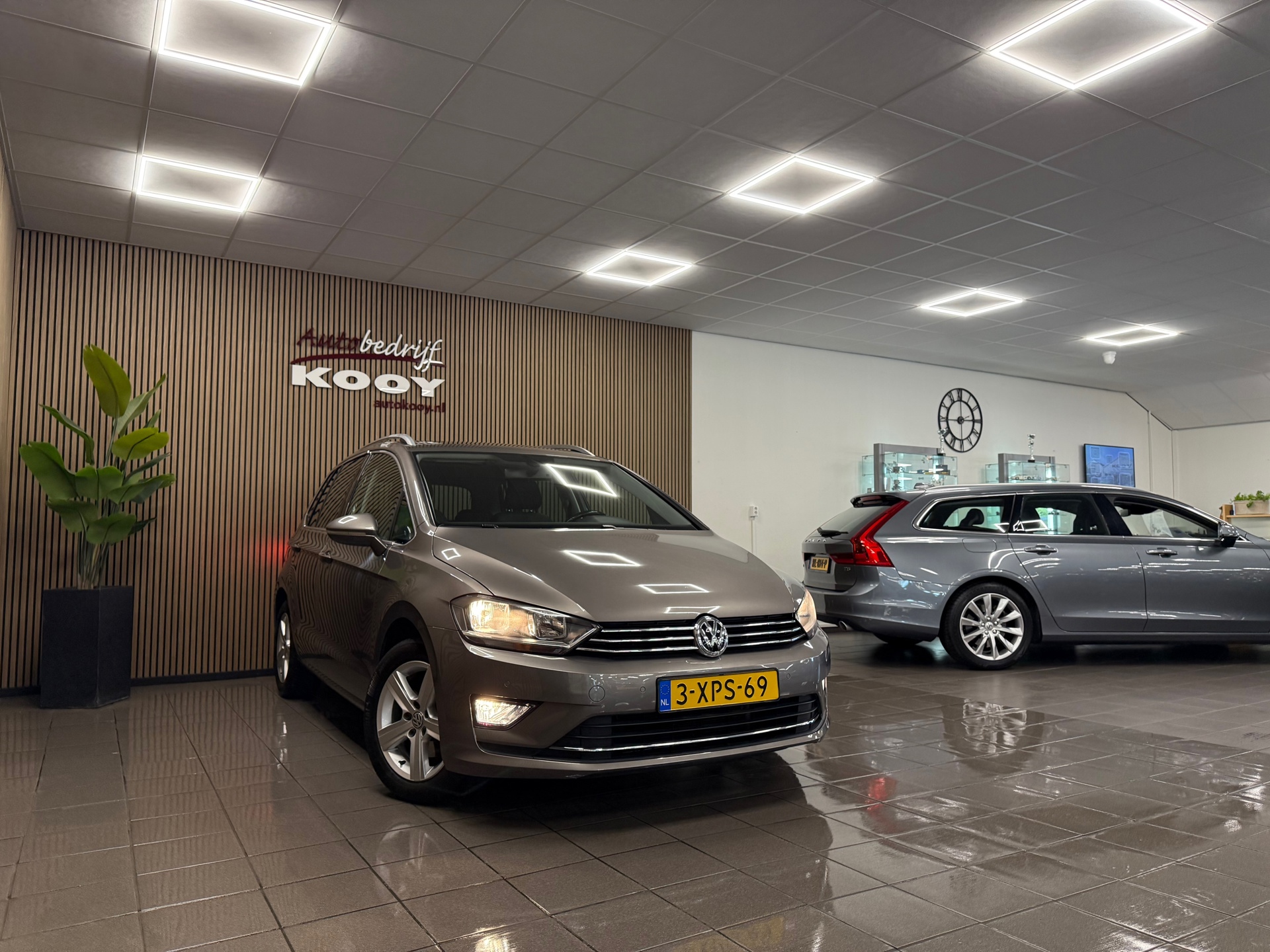 https://www.autokooy.nl//xml/images/55920921-7.JPG