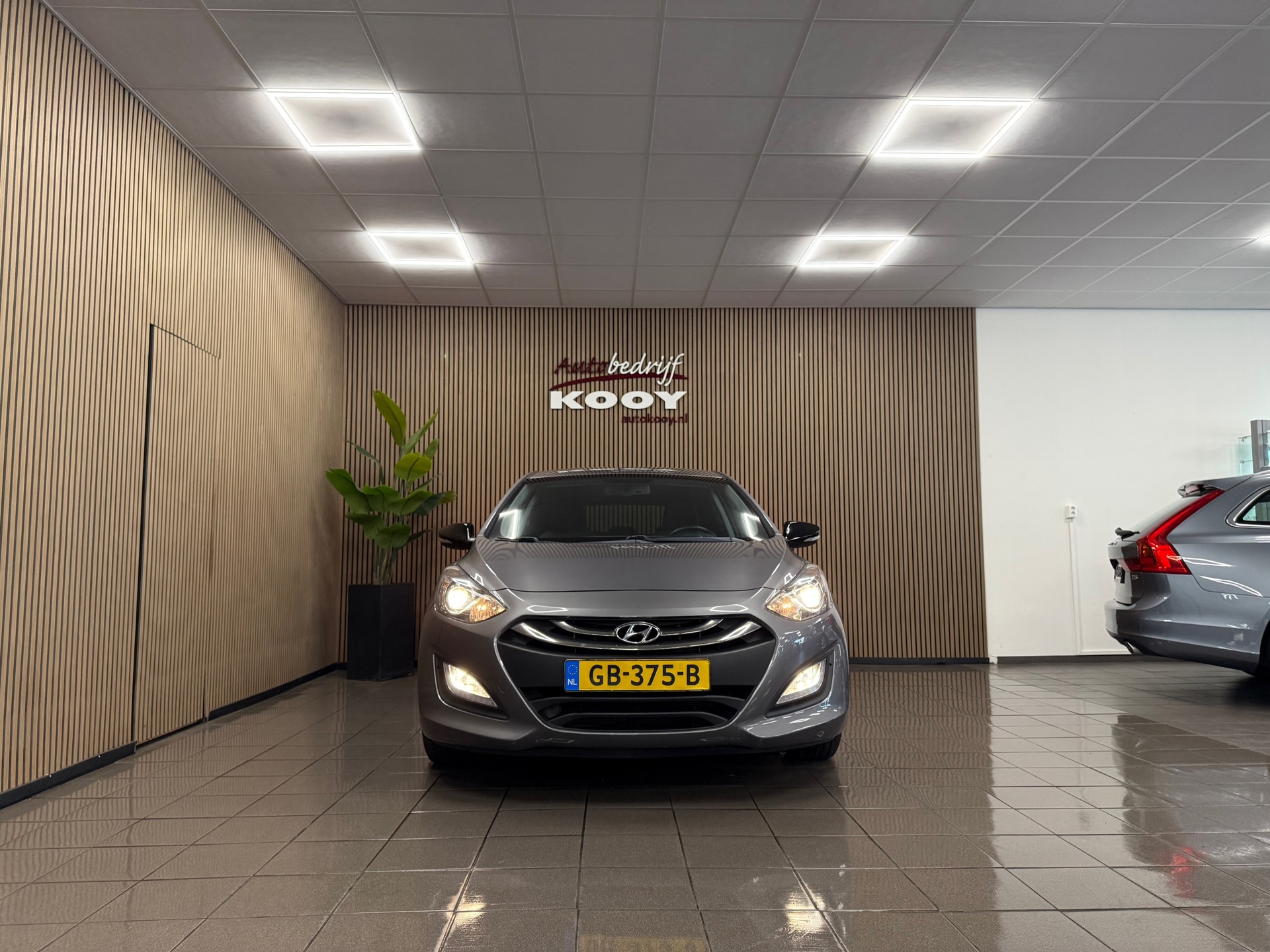 https://www.autokooy.nl//xml/images/55945790-9.JPG