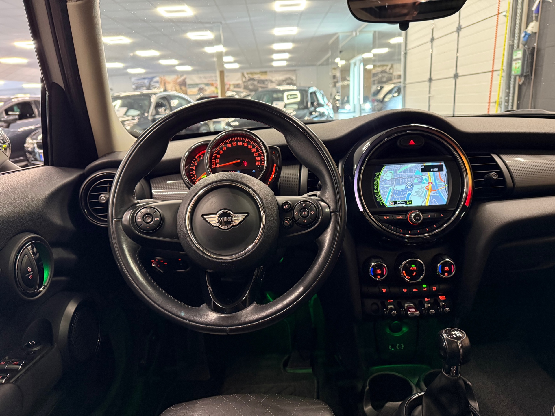 https://www.autokooy.nl//xml/images/55997081-20.JPG