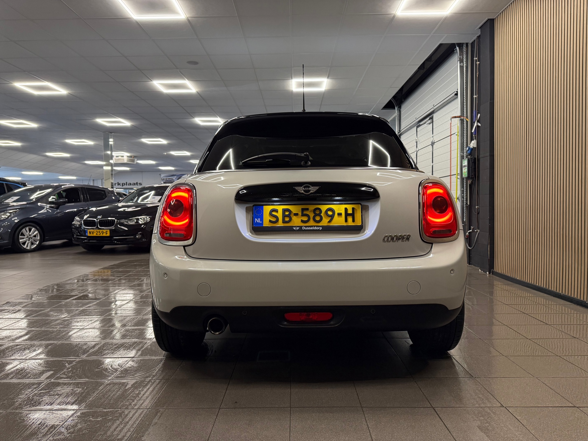 https://www.autokooy.nl//xml/images/55997081-4.JPG