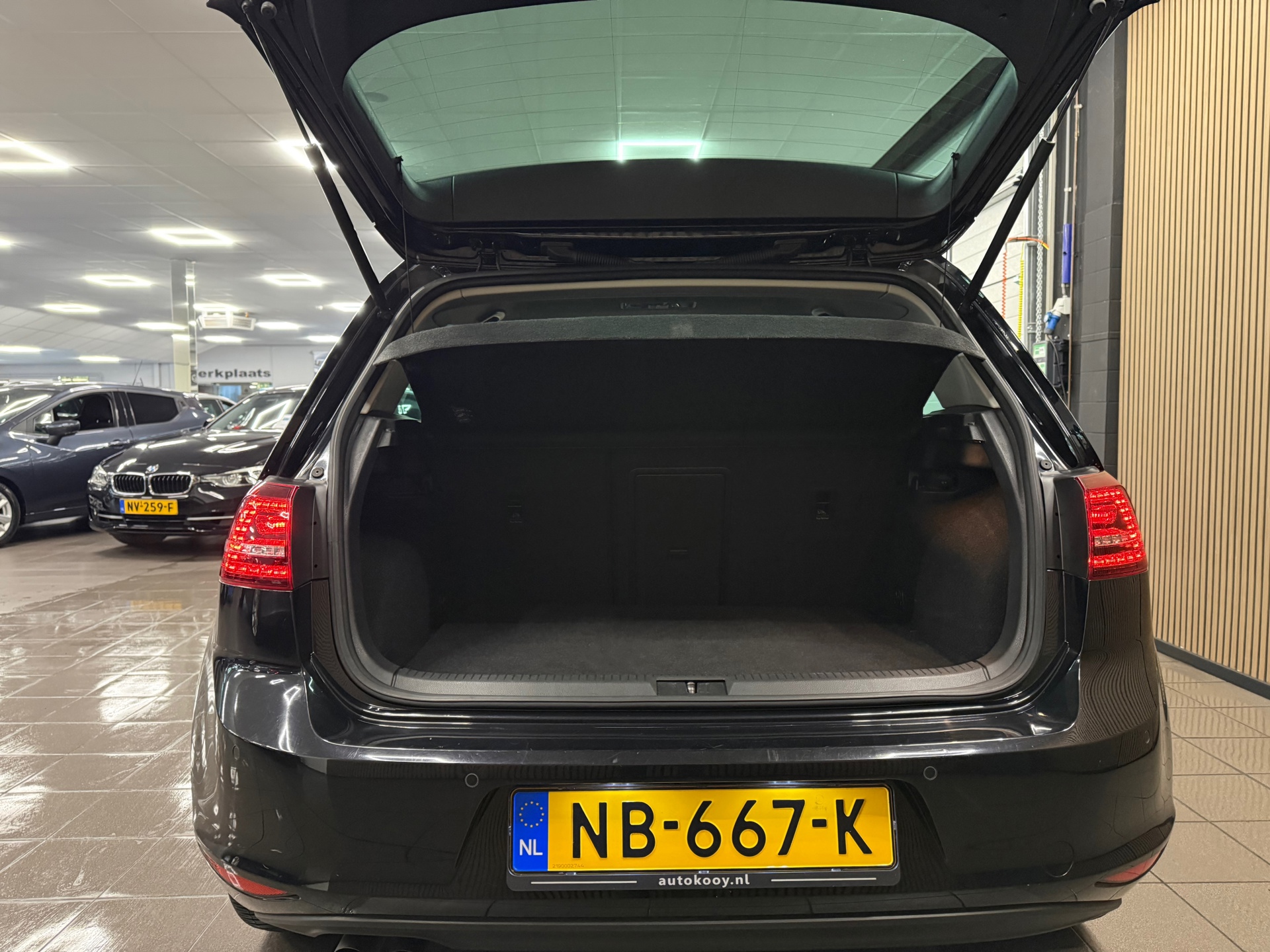 https://www.autokooy.nl//xml/images/56023816-5.JPG