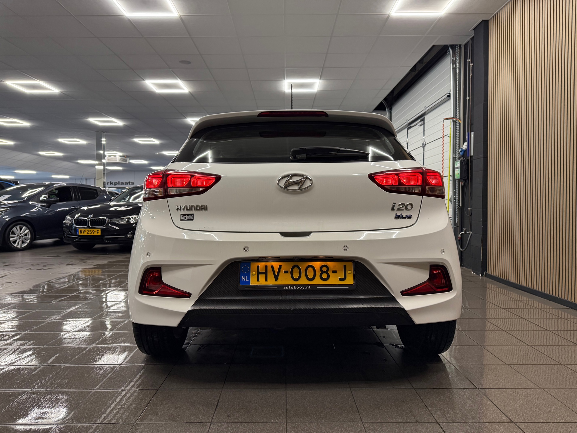 https://www.autokooy.nl//xml/images/56049835-4.JPG