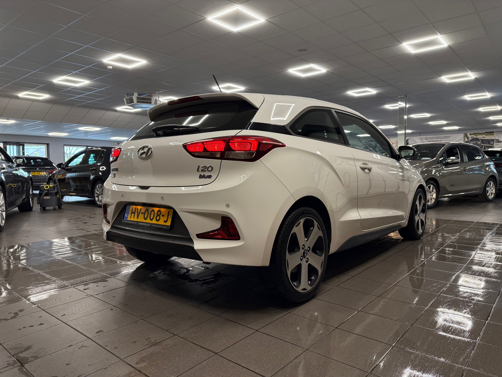 https://www.autokooy.nl//xml/images/56049835-6.JPG