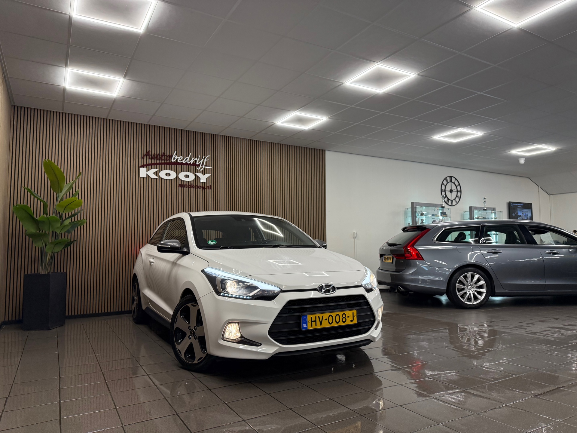 https://www.autokooy.nl//xml/images/56049835-7.JPG
