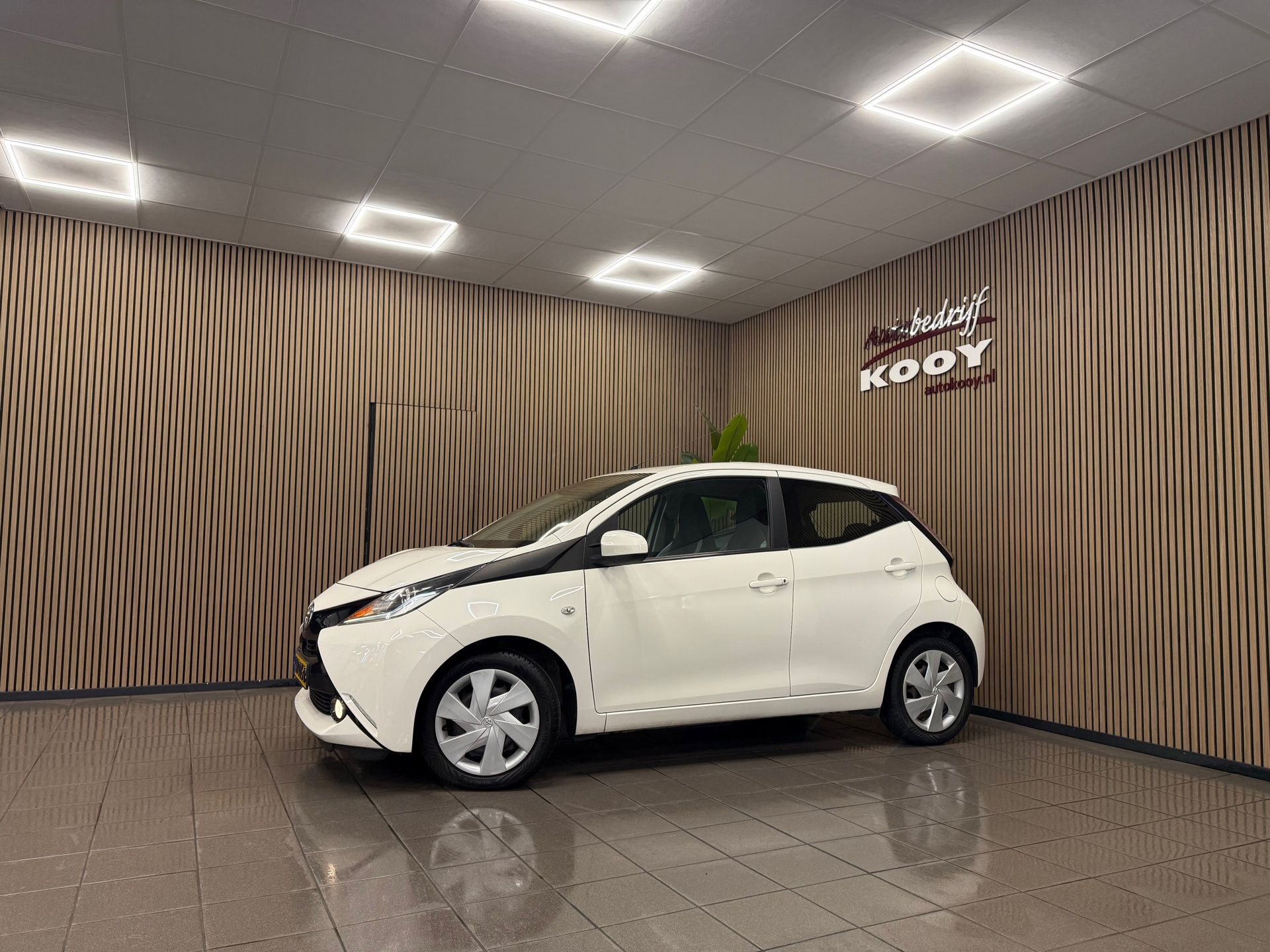 https://www.autokooy.nl//xml/images/56098462-9.JPG