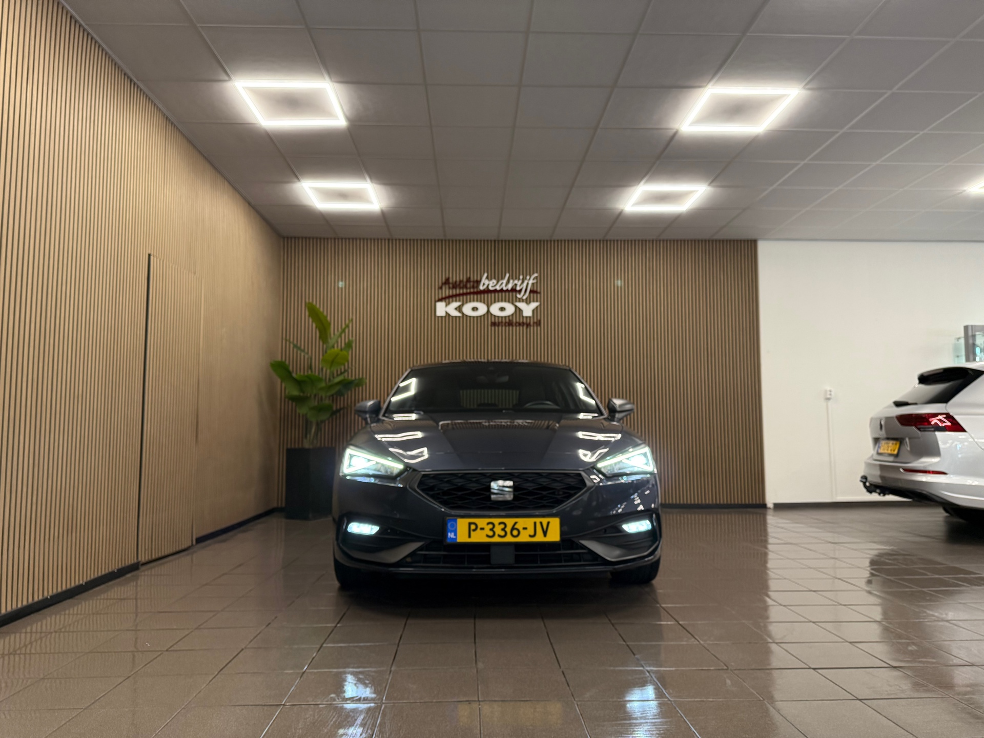 https://www.autokooy.nl//xml/images/56172482-8.JPG