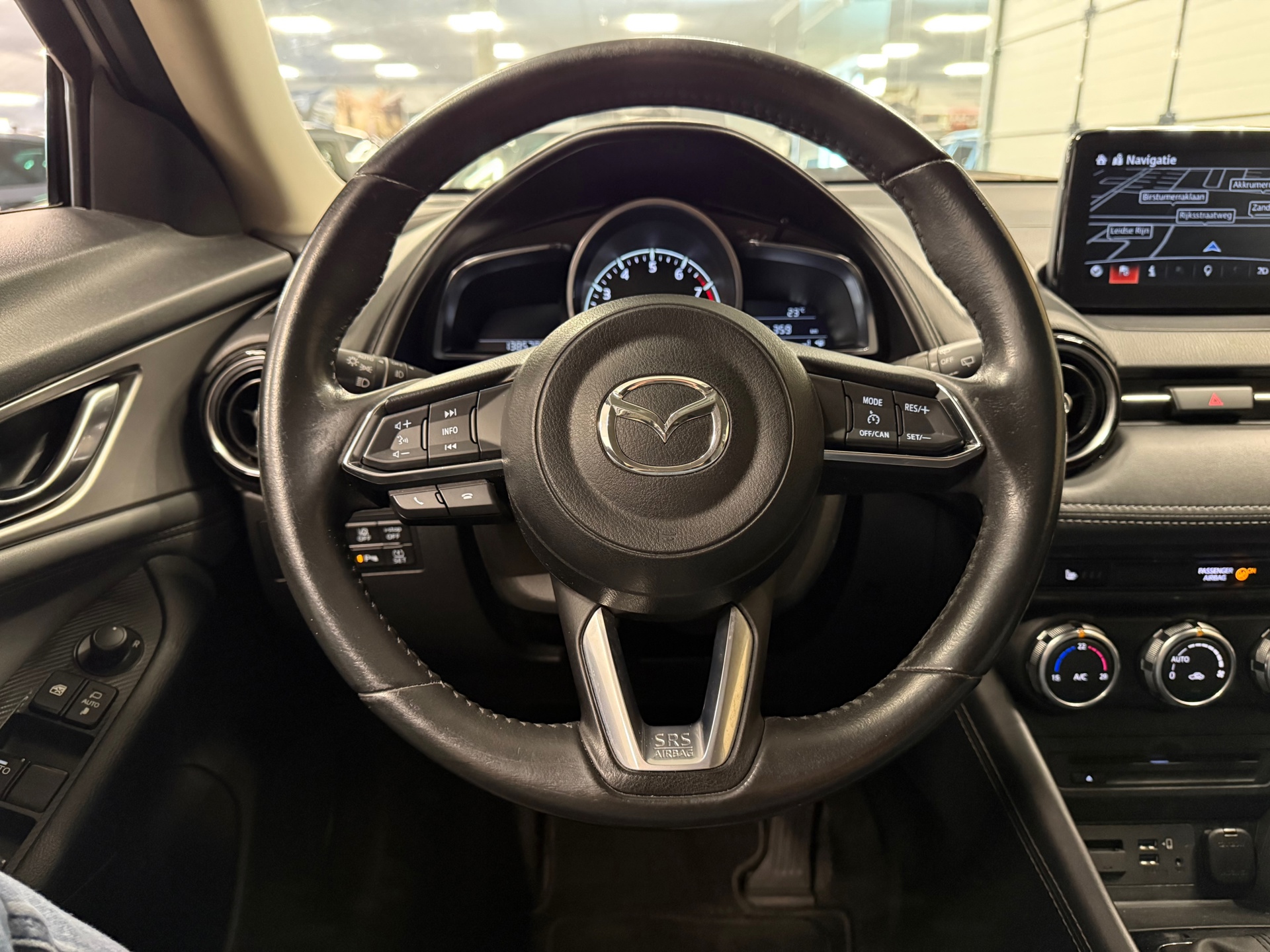 https://www.autokooy.nl//xml/images/56206185-14.JPG