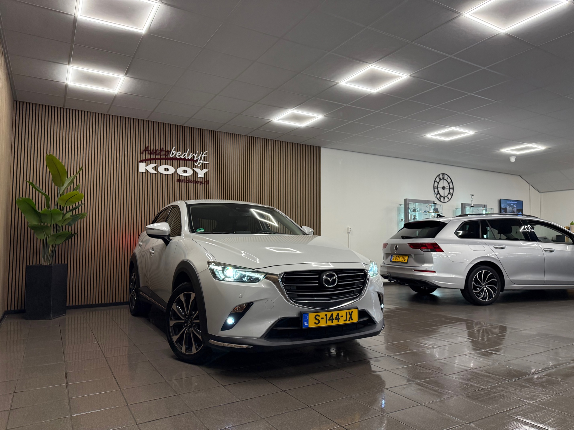 https://www.autokooy.nl//xml/images/56206185-7.JPG