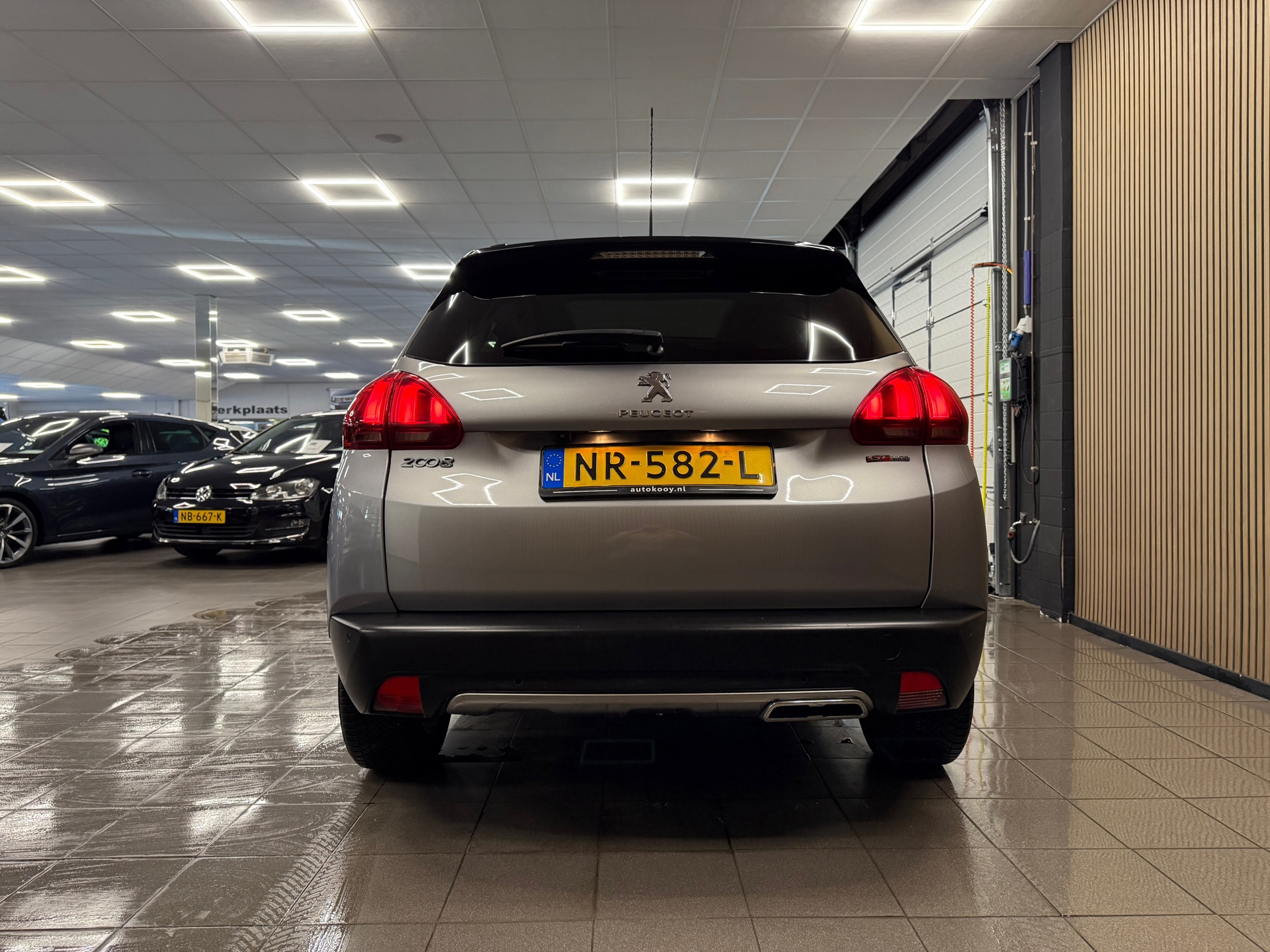https://www.autokooy.nl//xml/images/56231089-4.JPG