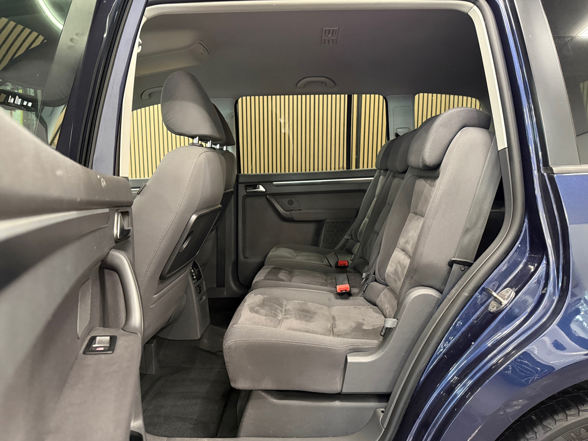 https://www.autokooy.nl//xml/images/56231148-22.JPG