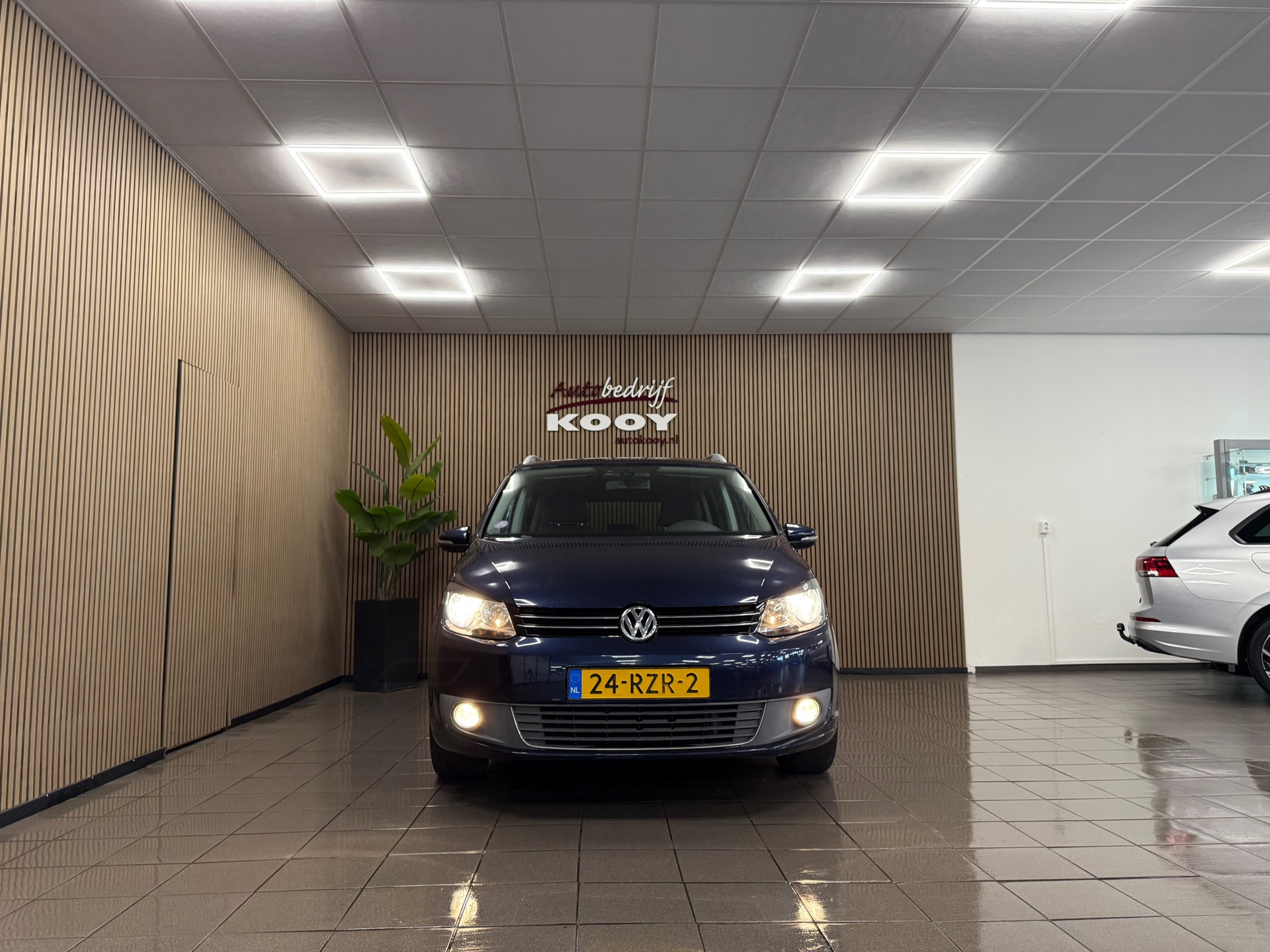 https://www.autokooy.nl//xml/images/56231148-8.JPG