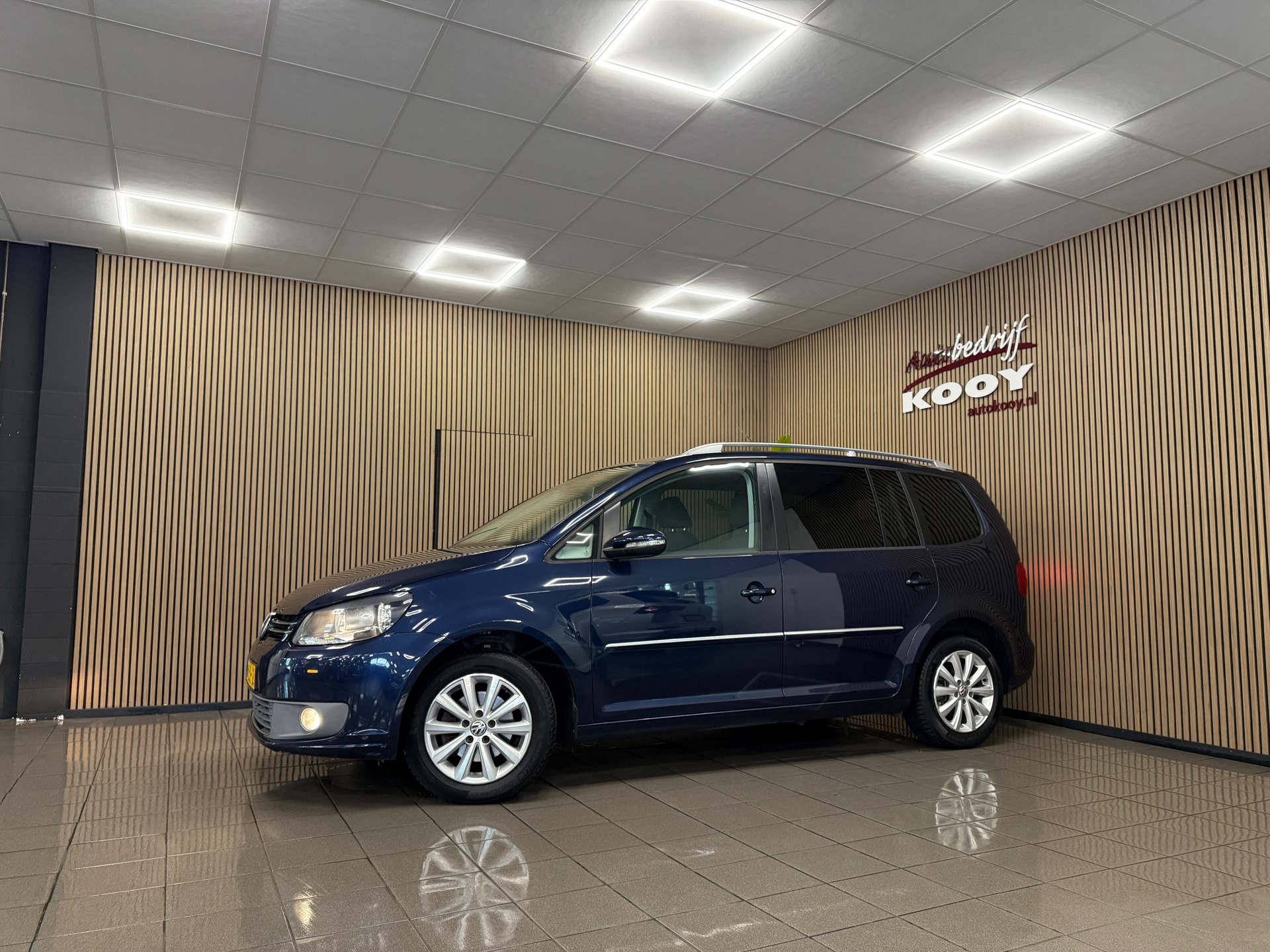 https://www.autokooy.nl//xml/images/56231148-9.JPG
